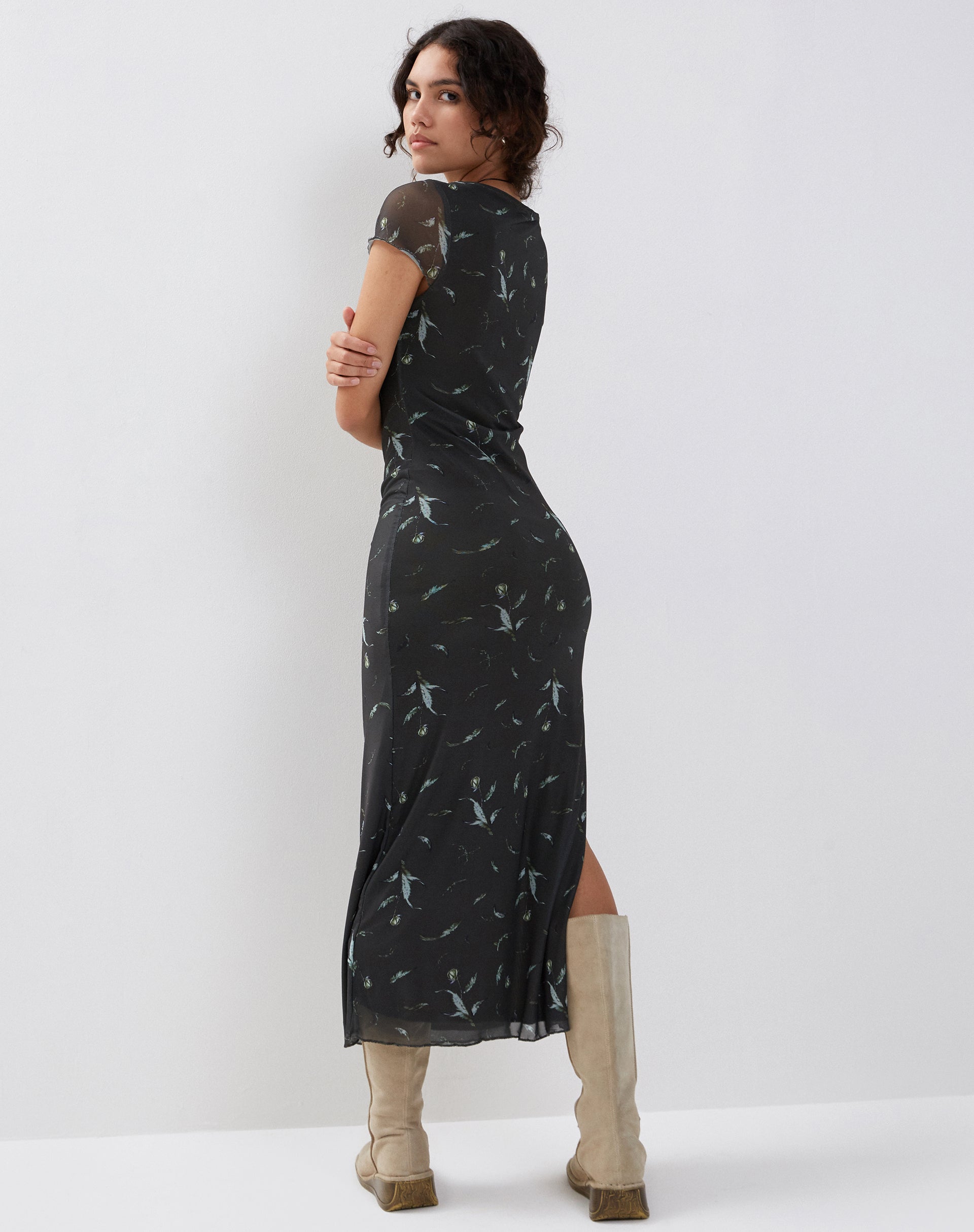 Image of Danari Maxikleid aus Mesh in Khaki Silhouette mit Blumenmuster
