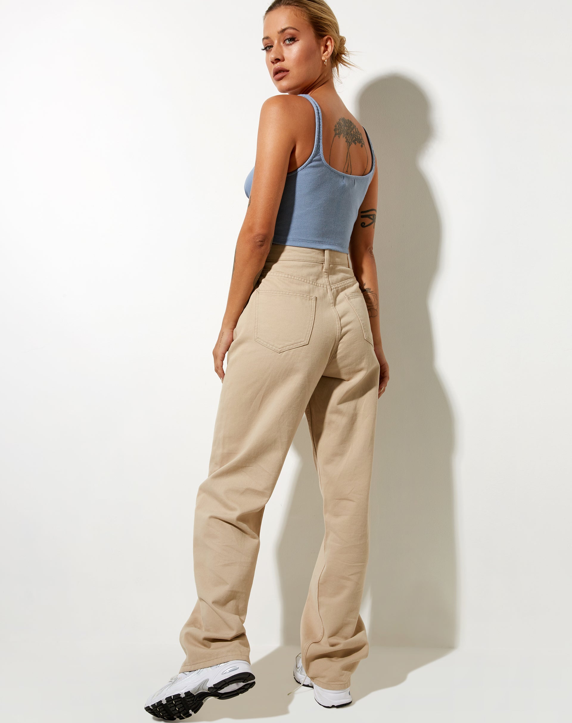 Image of Darau Crop Top in Rippe Pulverblau