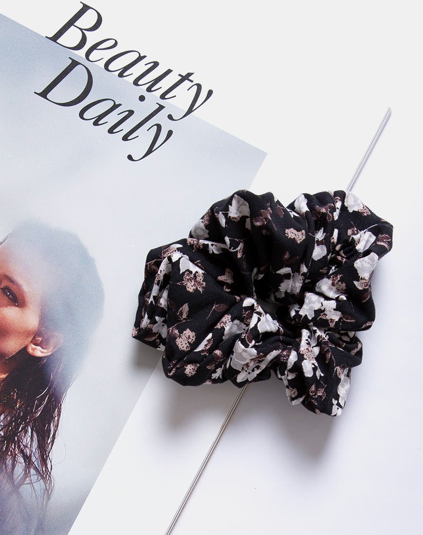 Bild von Scrunchie in Dark Wild Flower