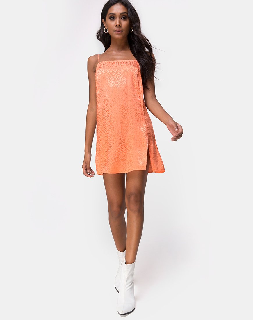 Bild von Datista Slip Dress in Satin Cheetah Coral
