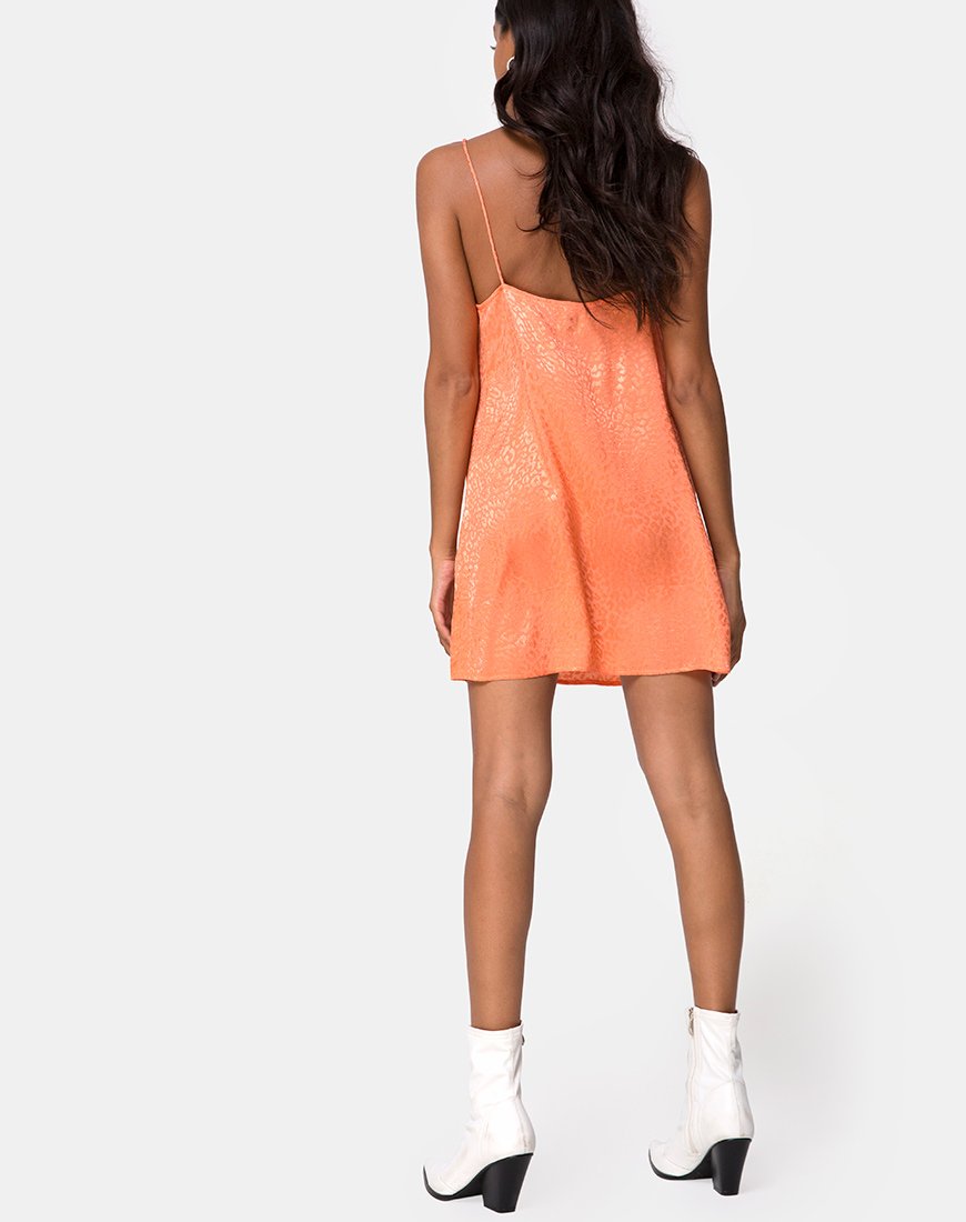 Bild von Datista Slip Dress in Satin Cheetah Coral