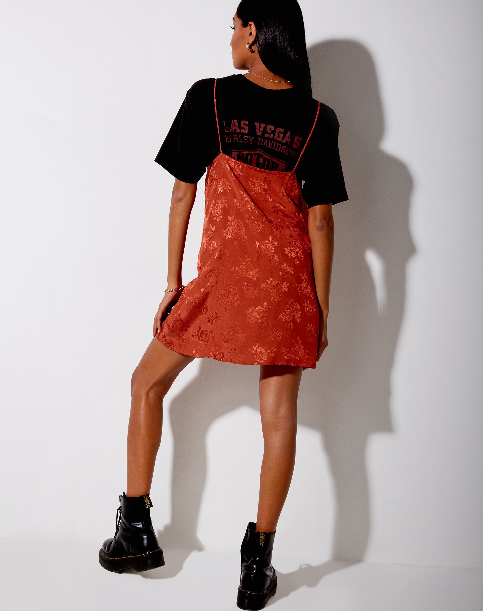 Bild von Datista Slip Dress in Satin Rose Copper