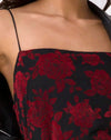 Romantischer roter Rosenschwarm