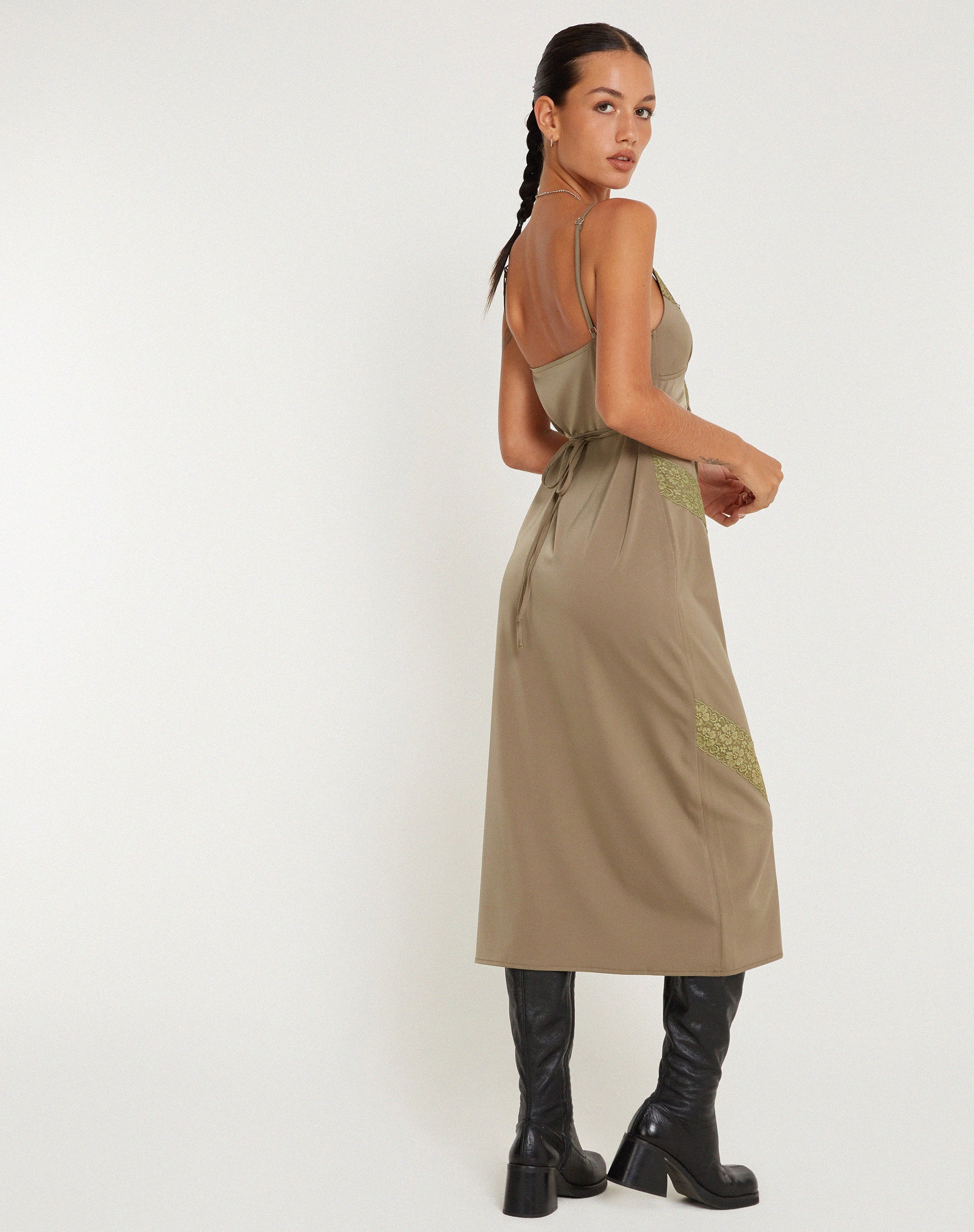 Bild von Deonne Midikleid aus Satin Avocado