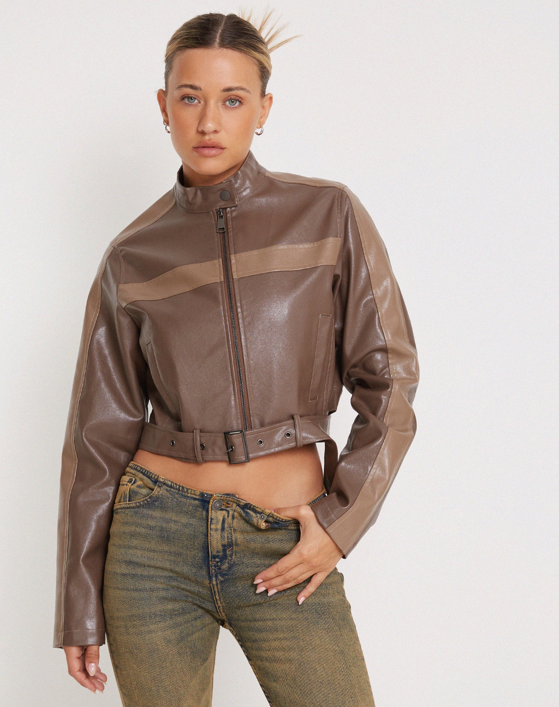 Image of Derby Zip Up Jacke in PU Tonal Braun