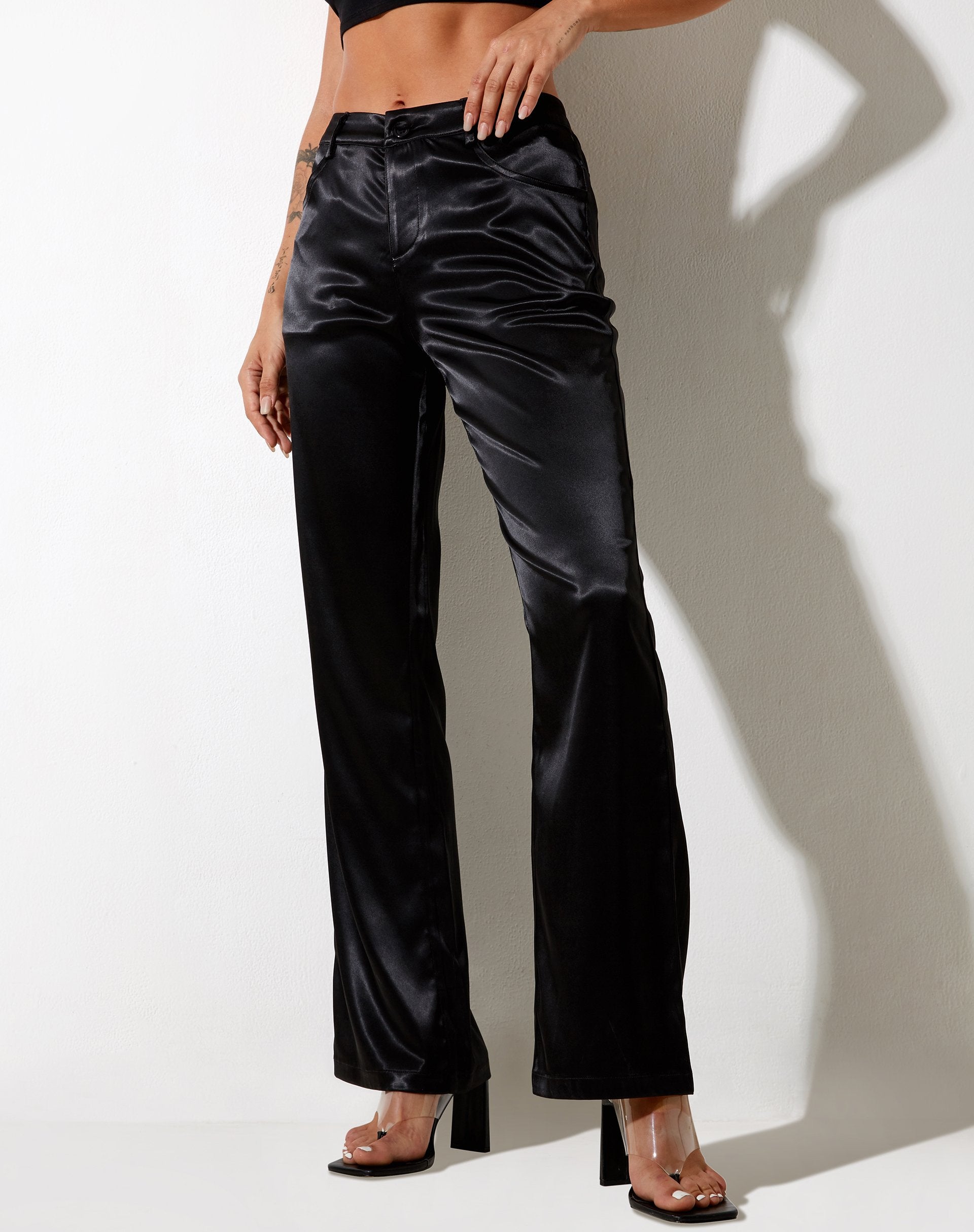 Image of Desta Hose aus Satin Schwarz Fantasia Diamante