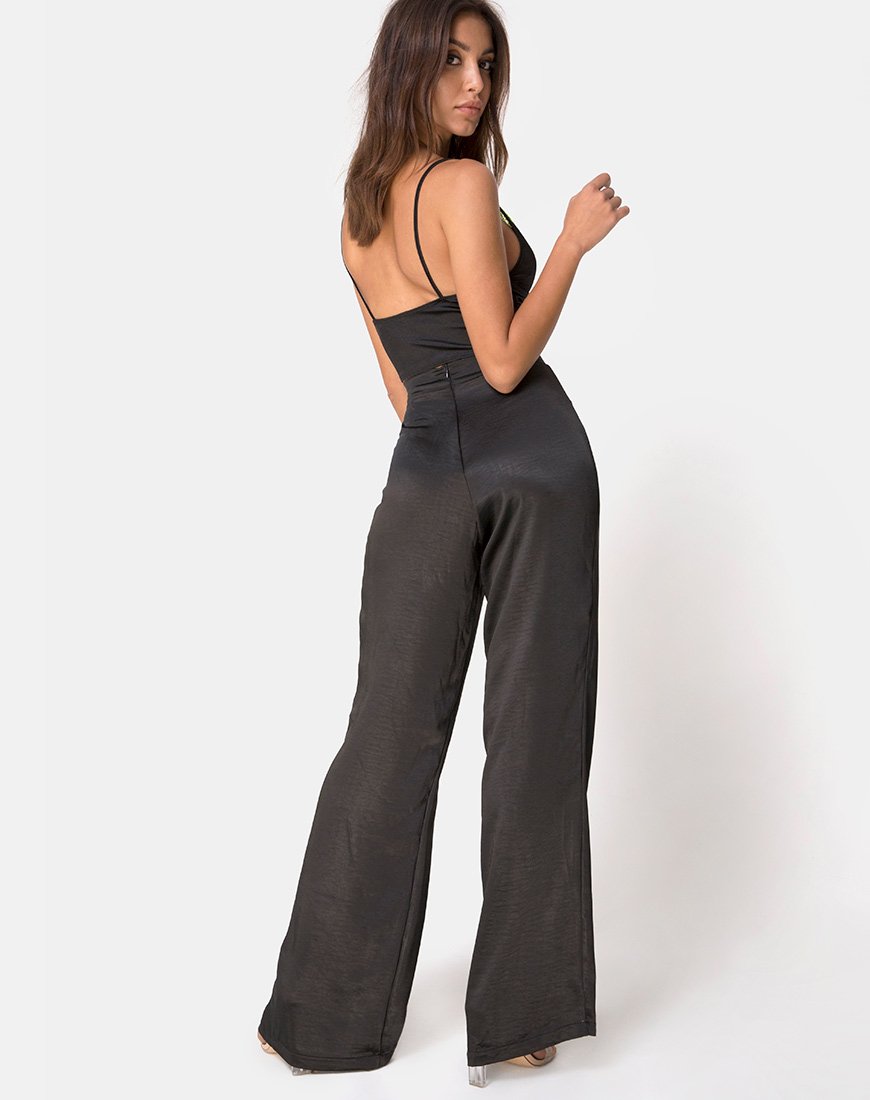 Image of Dyrilla Top in Satin Schwarz mit Limettenspitze