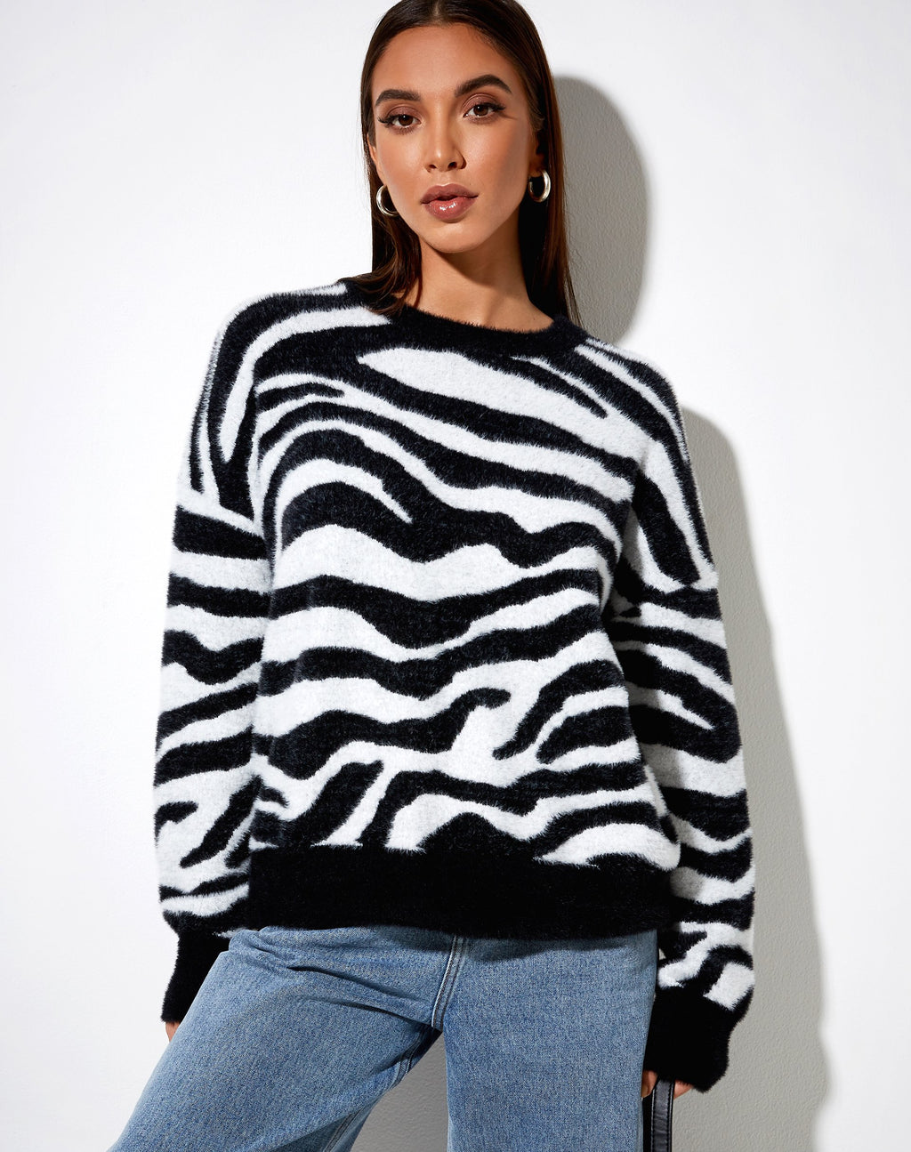 Eleni Pullover aus Zebra-Strick in Schwarz und Weiß