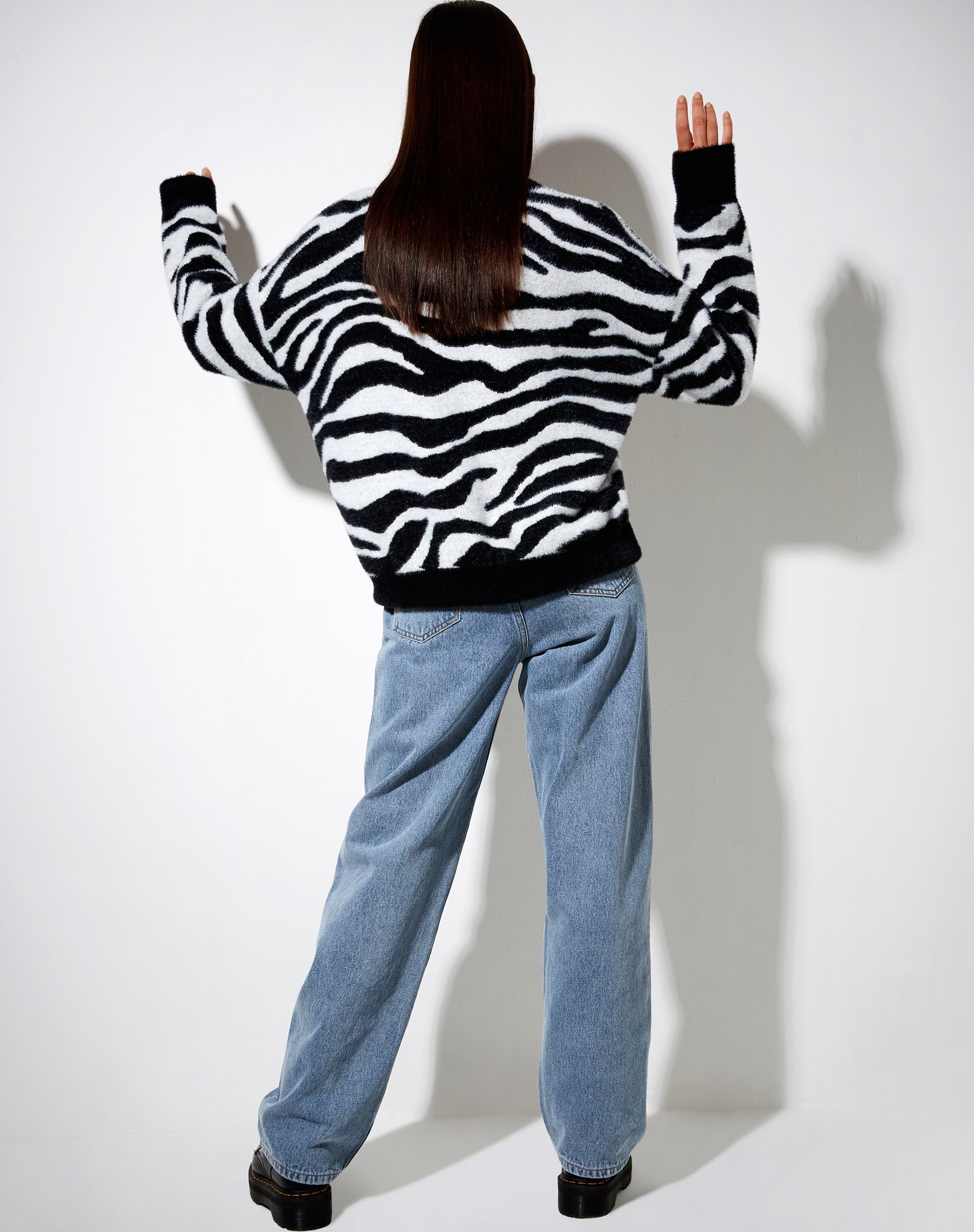 Image of Eleni Pullover aus Zebra-Strick Schwarz-Weiß