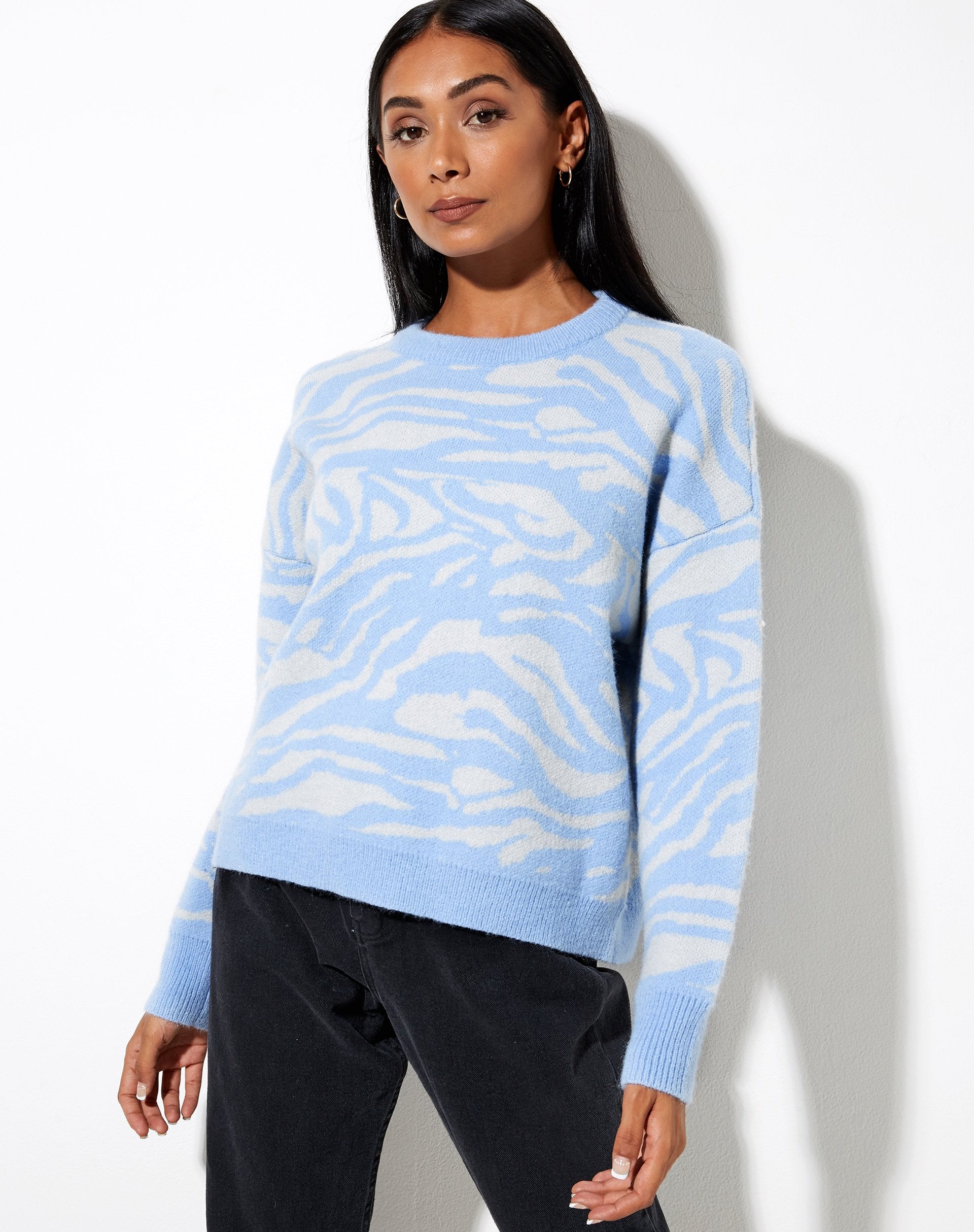 Image of Eleni Pullover in Zebra Blau Grau