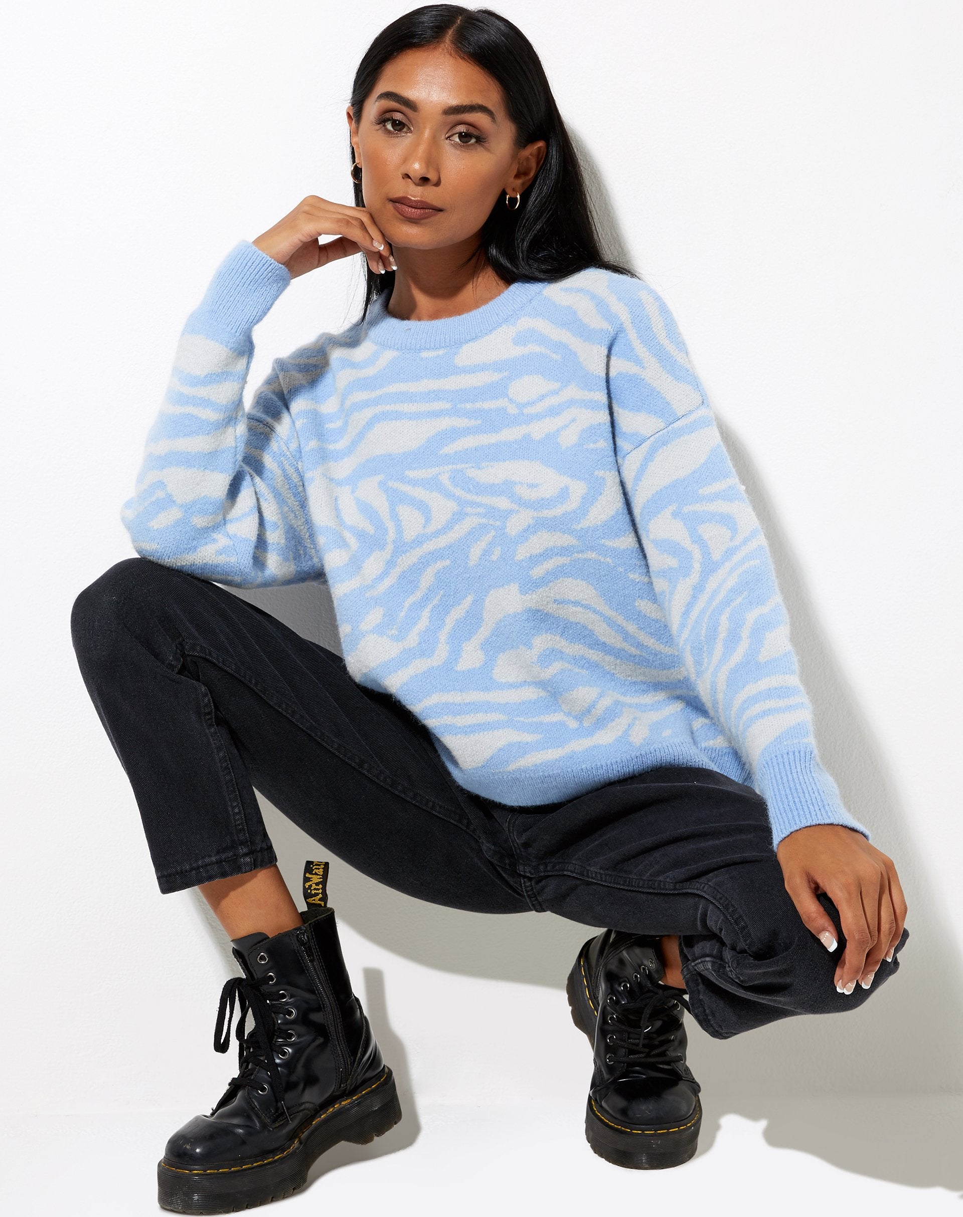 Image of Eleni Pullover in Zebra Blau Grau