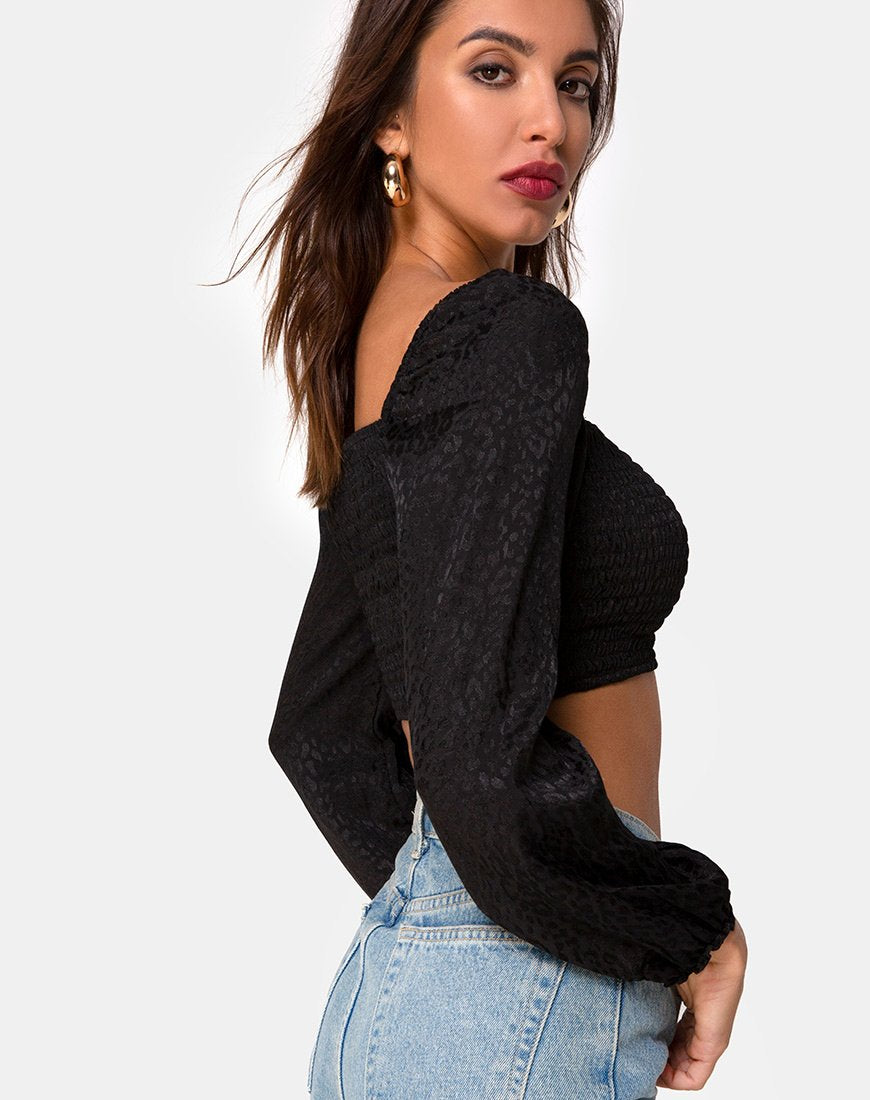 Elina Top aus schwarzem Satin Cheetah