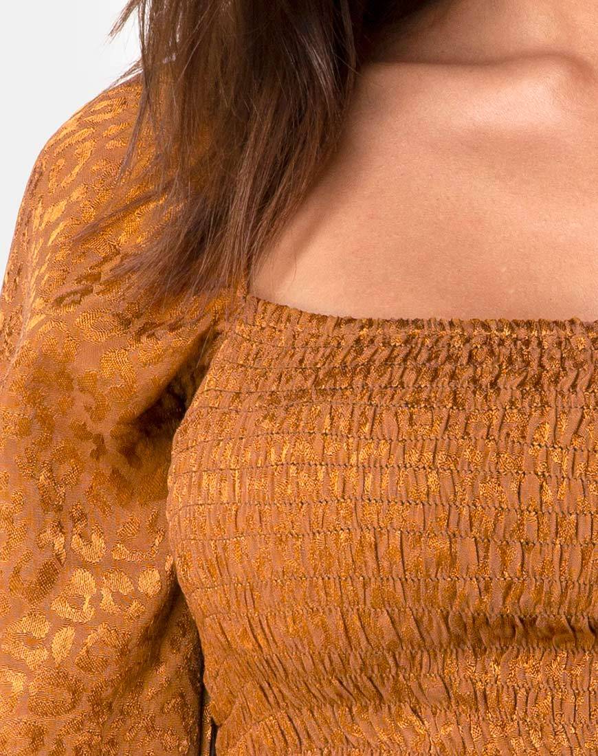 Bild von Elina Top aus Satin Cheetah Gold