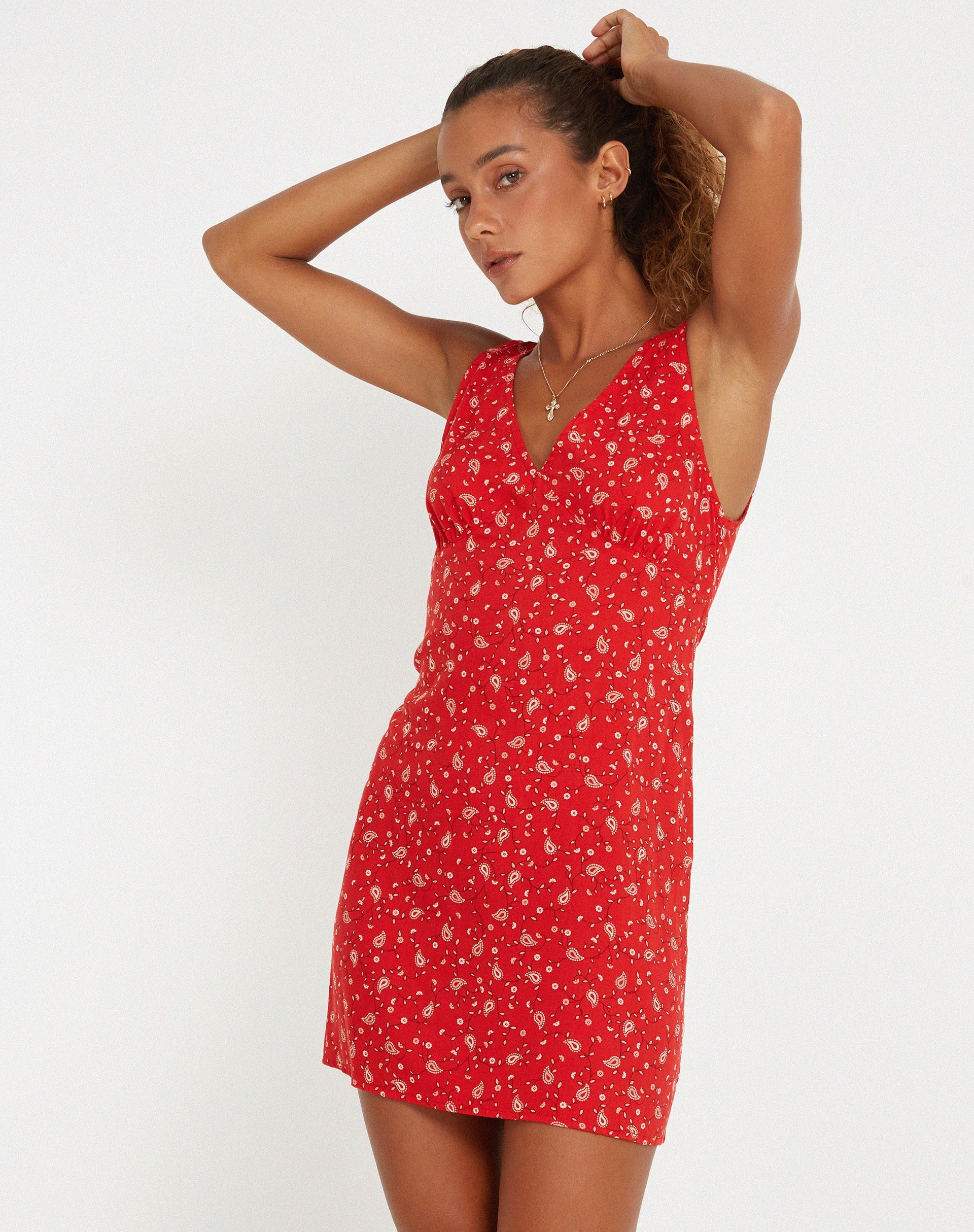 Abbildung von Eluned Day Dress in Paisley Fun Red