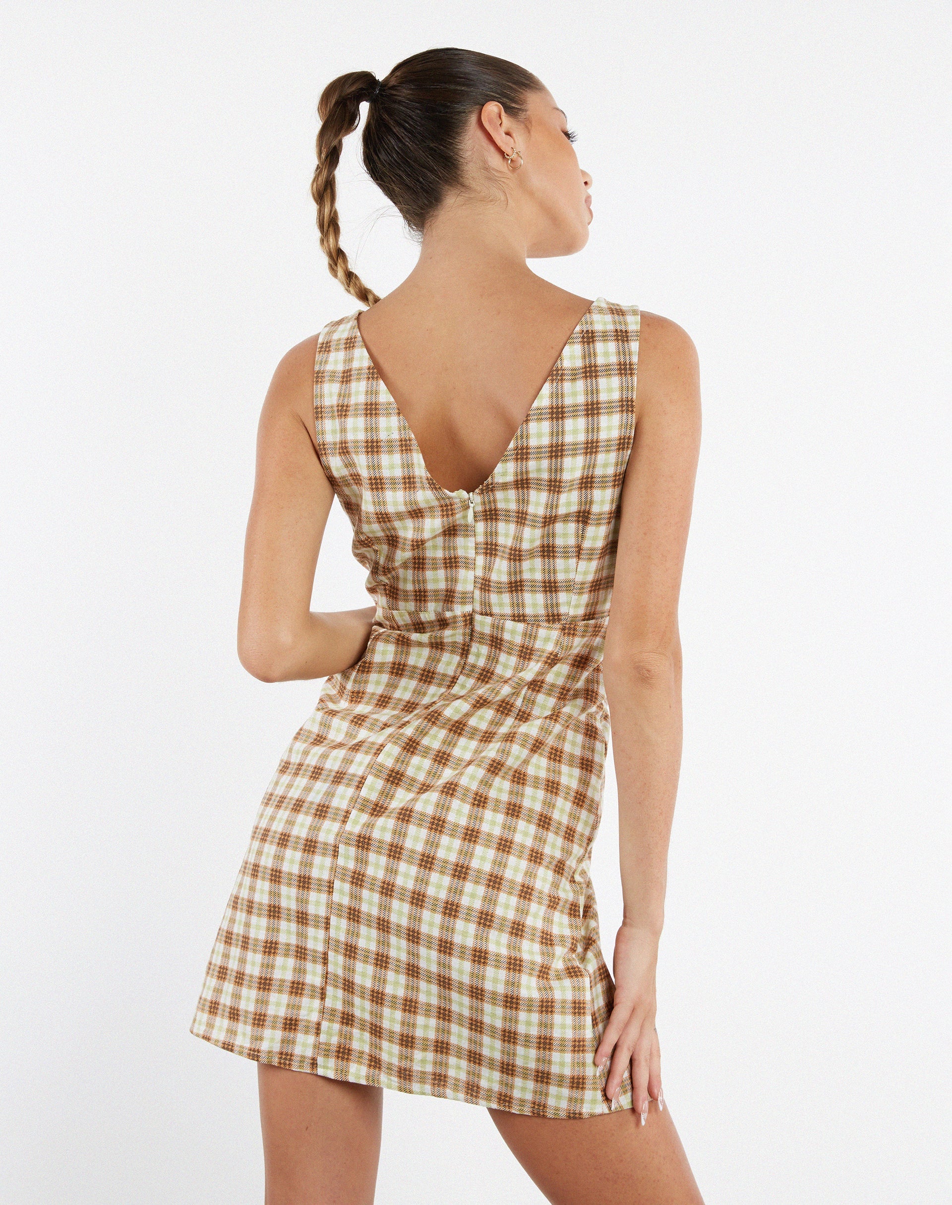 Bild von MOTEL X JACQUIE Eluned Day Dress in Gelb und Braun Check