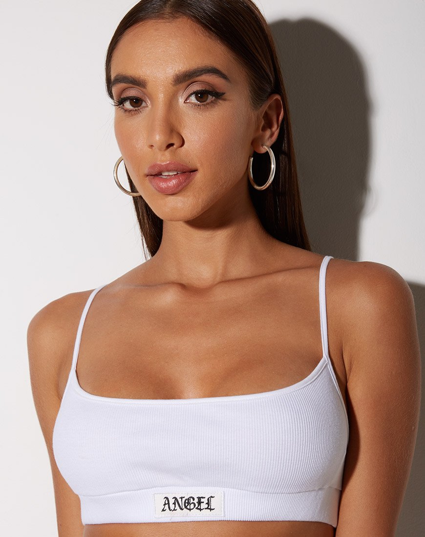 Image of Esme Bralet in Weiß mit Engelsstickerei
