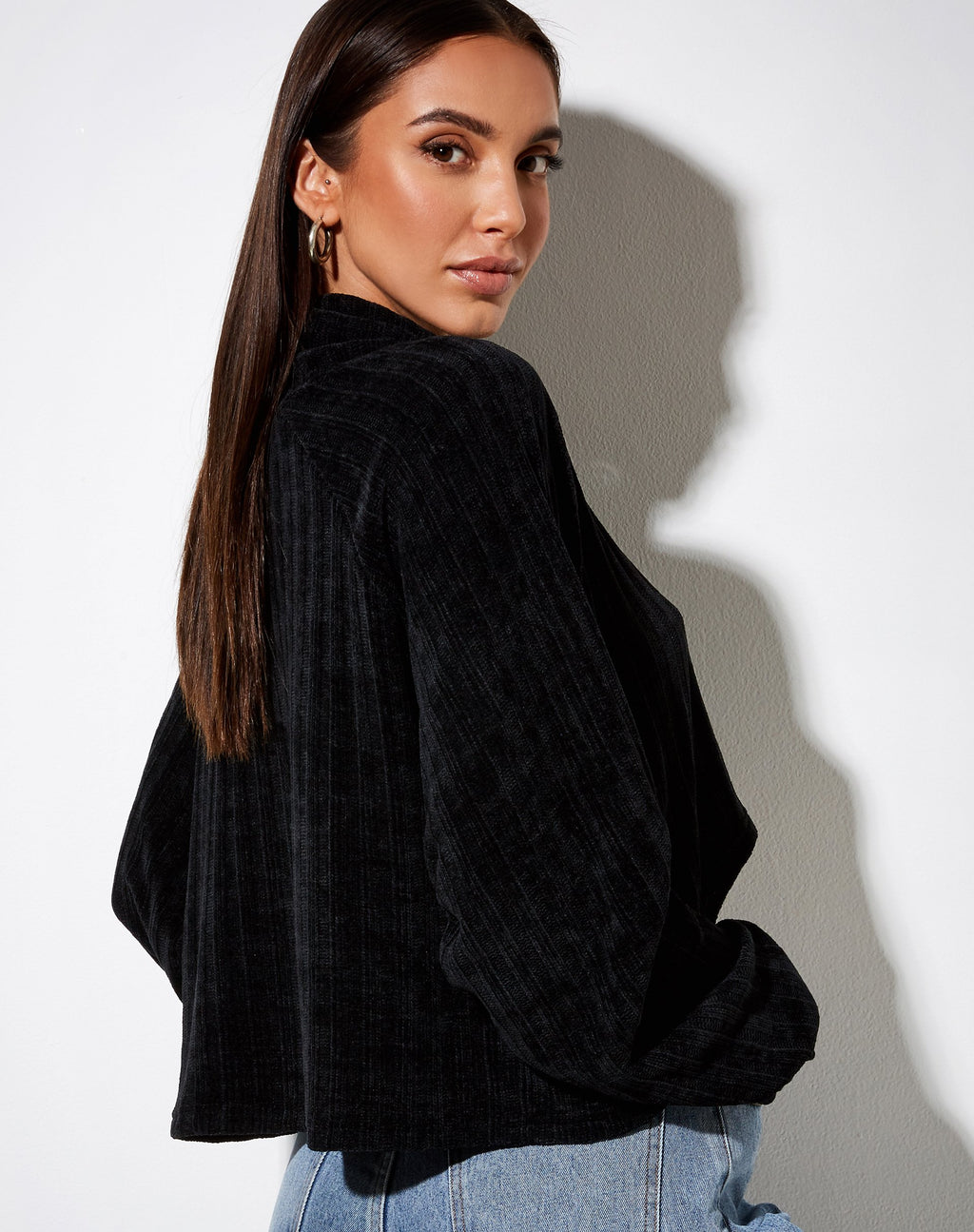 Evie Cropped Pullover aus Chenille Schwarz