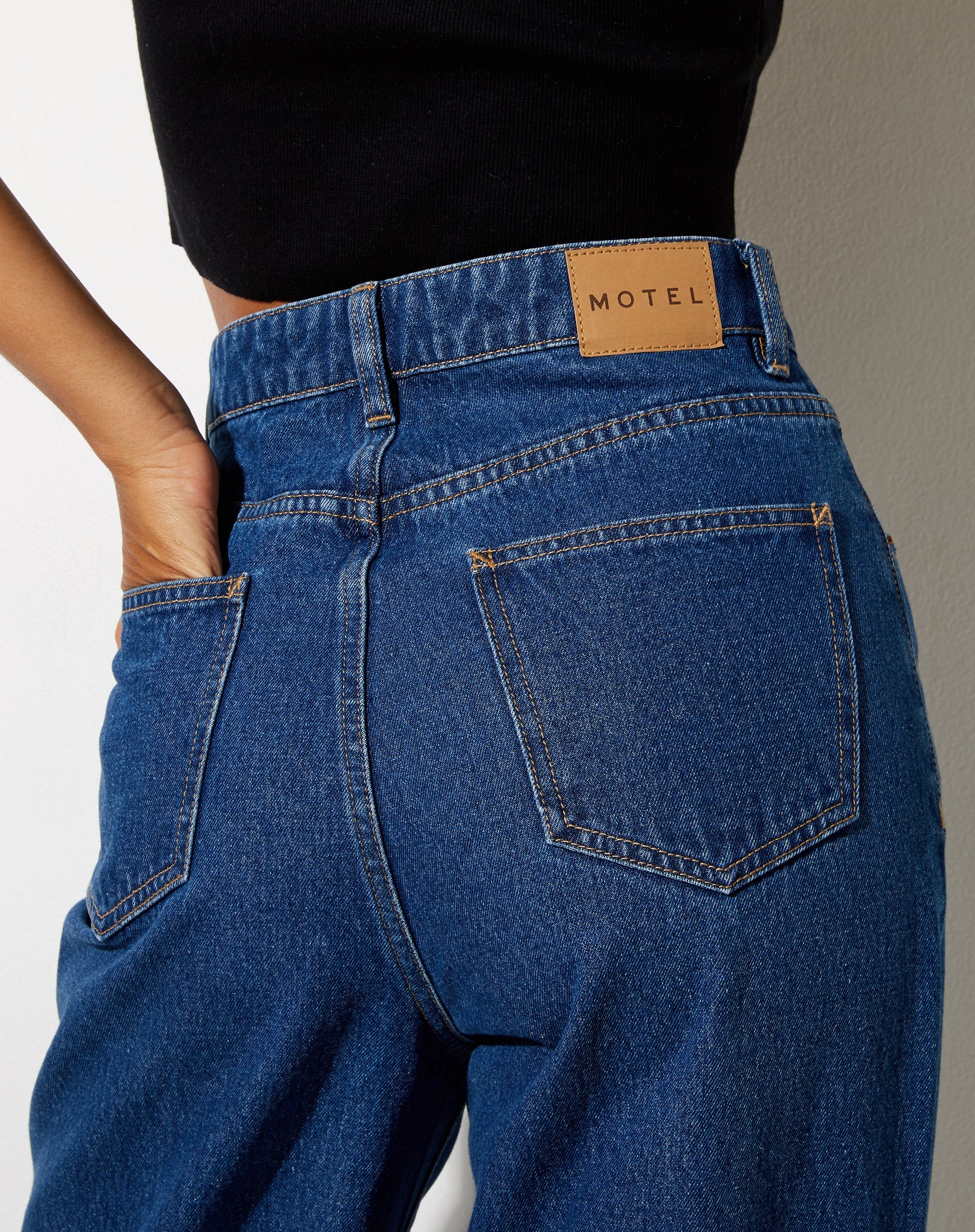 Bild von Extra Wide Jean in Classic Blue