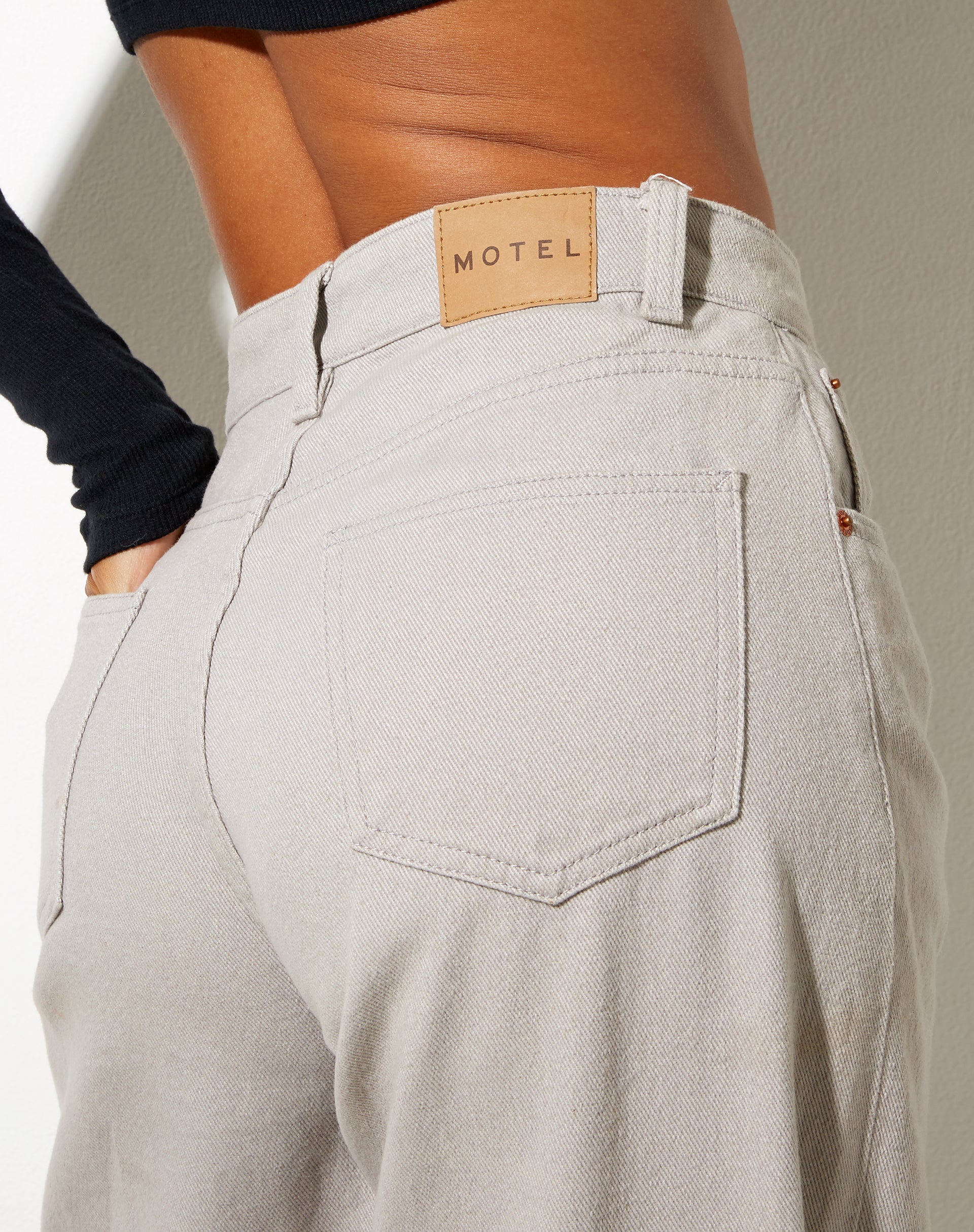Image of Extra weite Jeans in Mondsüchtig