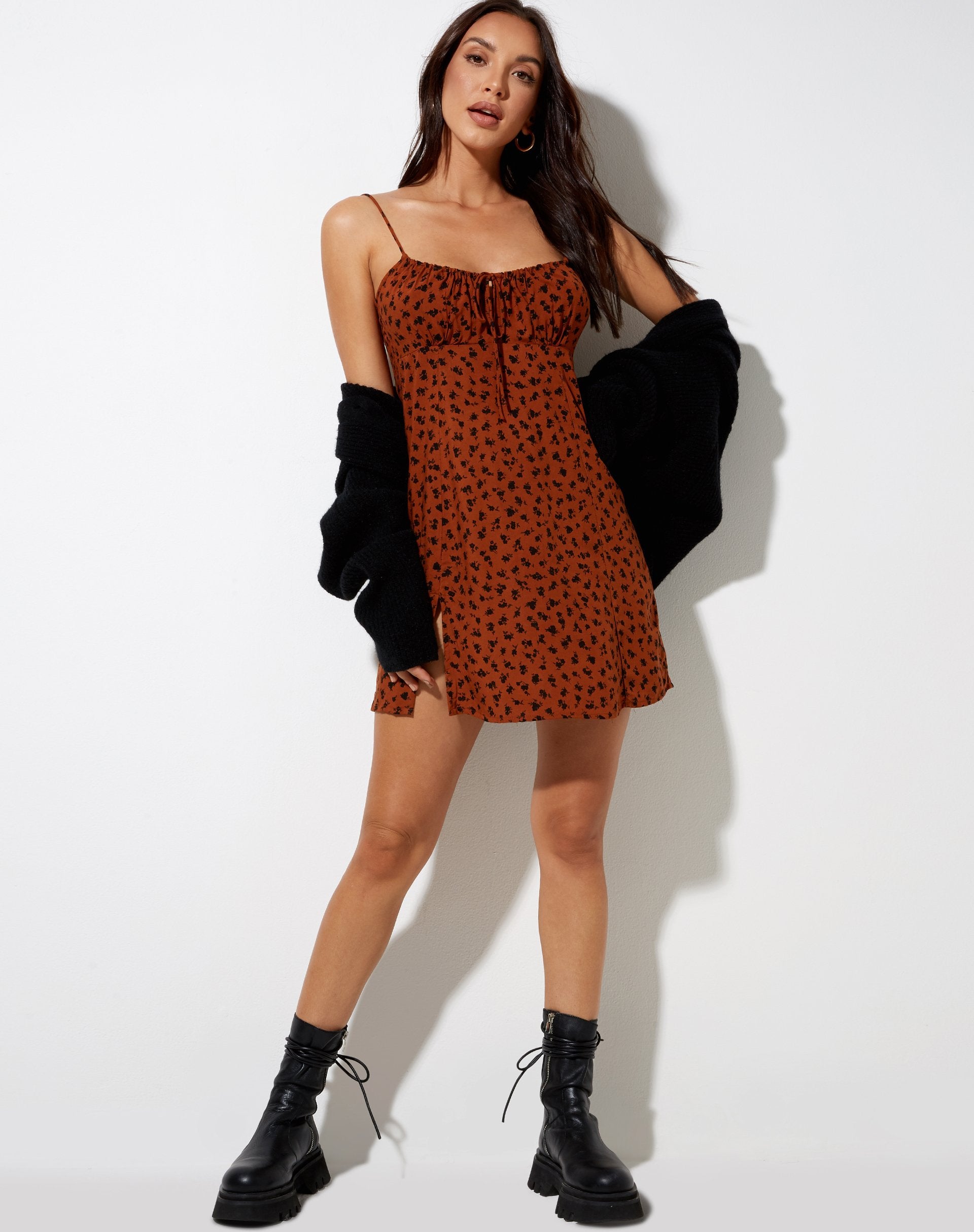 Image of Famala Minikleid in zierlichem Daisy Bombay Brown