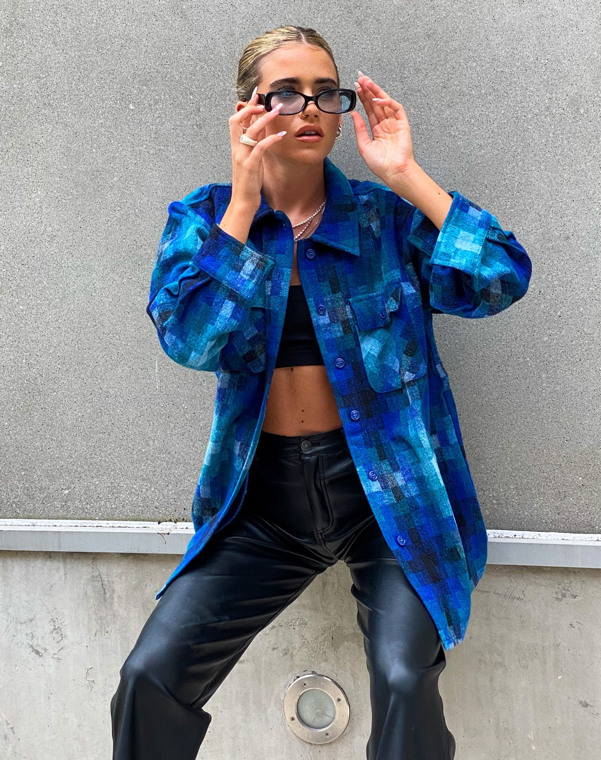 Bild von MOTEL X OLIVIA NEILL Medita Hemd in Karo Blau