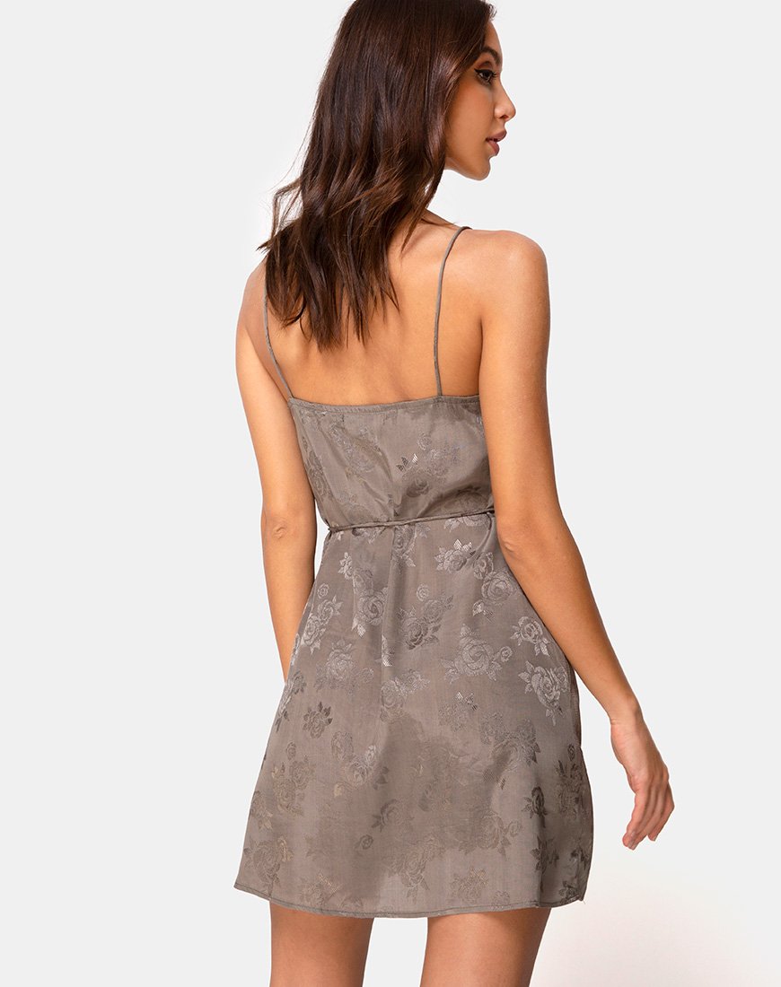 Furiosa Wickelkleid aus Satin Rose Silber Grau