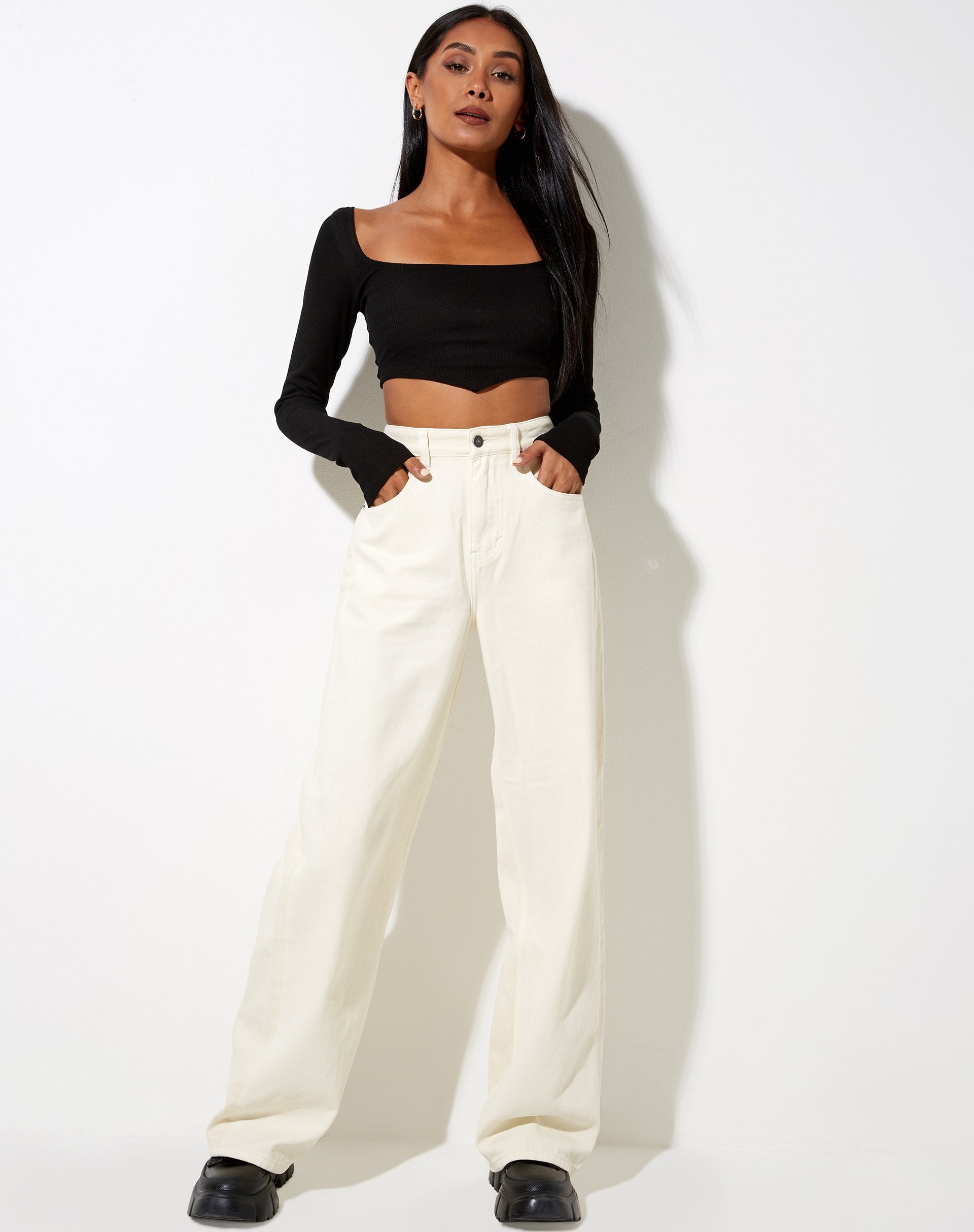 Bild von Gadze Crop Top in Rippe Schwarz