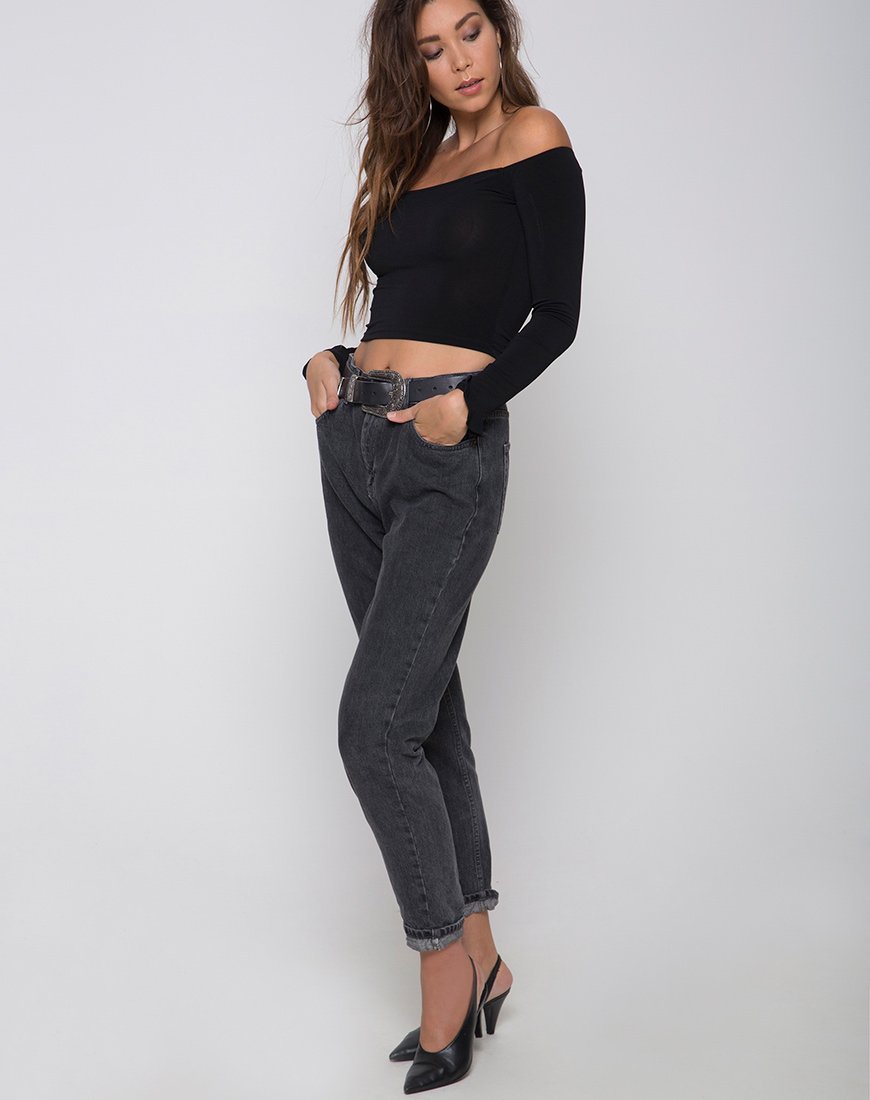 Bild von Gaga Off The Shoulder Crop in Schwarz