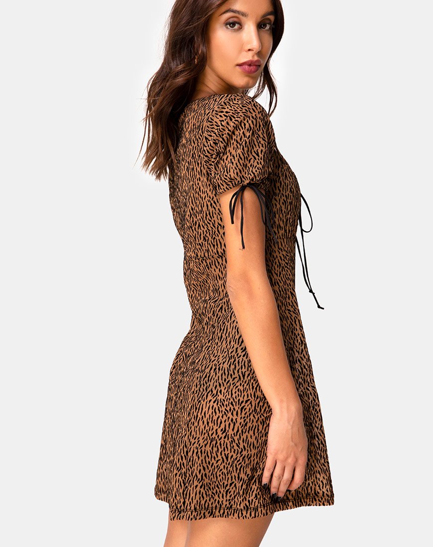 Guenette Kleid in Tierflock Tan Netz