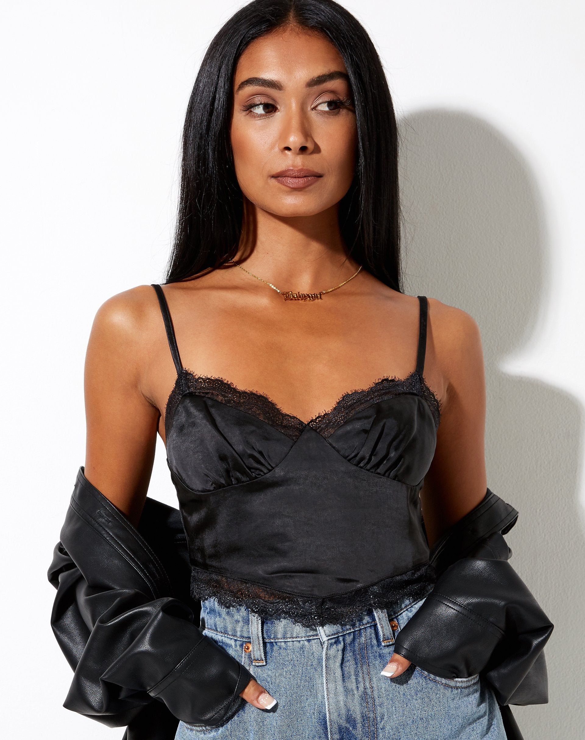 Image of Gemlou Cami Top in Satin Schwarz