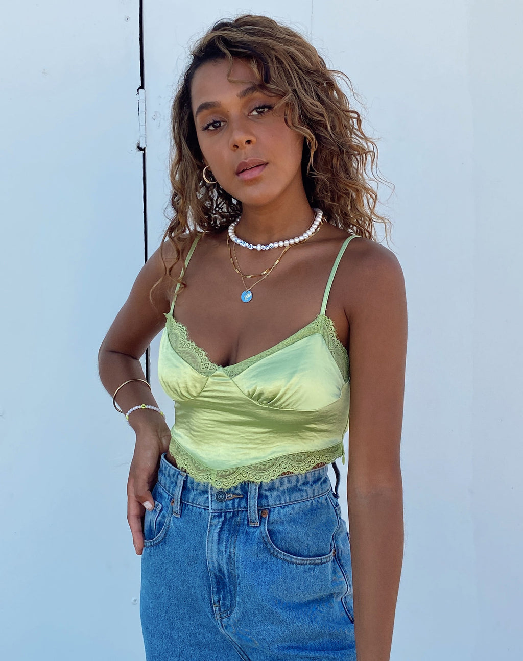 Gemlou Cami Top in Satin Limettengrün