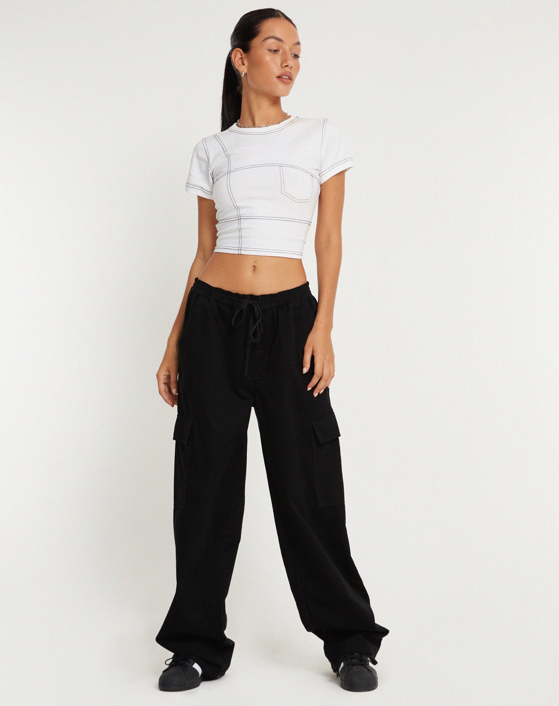 IMAGE OF Geona Cargo-Hose mit weitem Bein in Schwarz