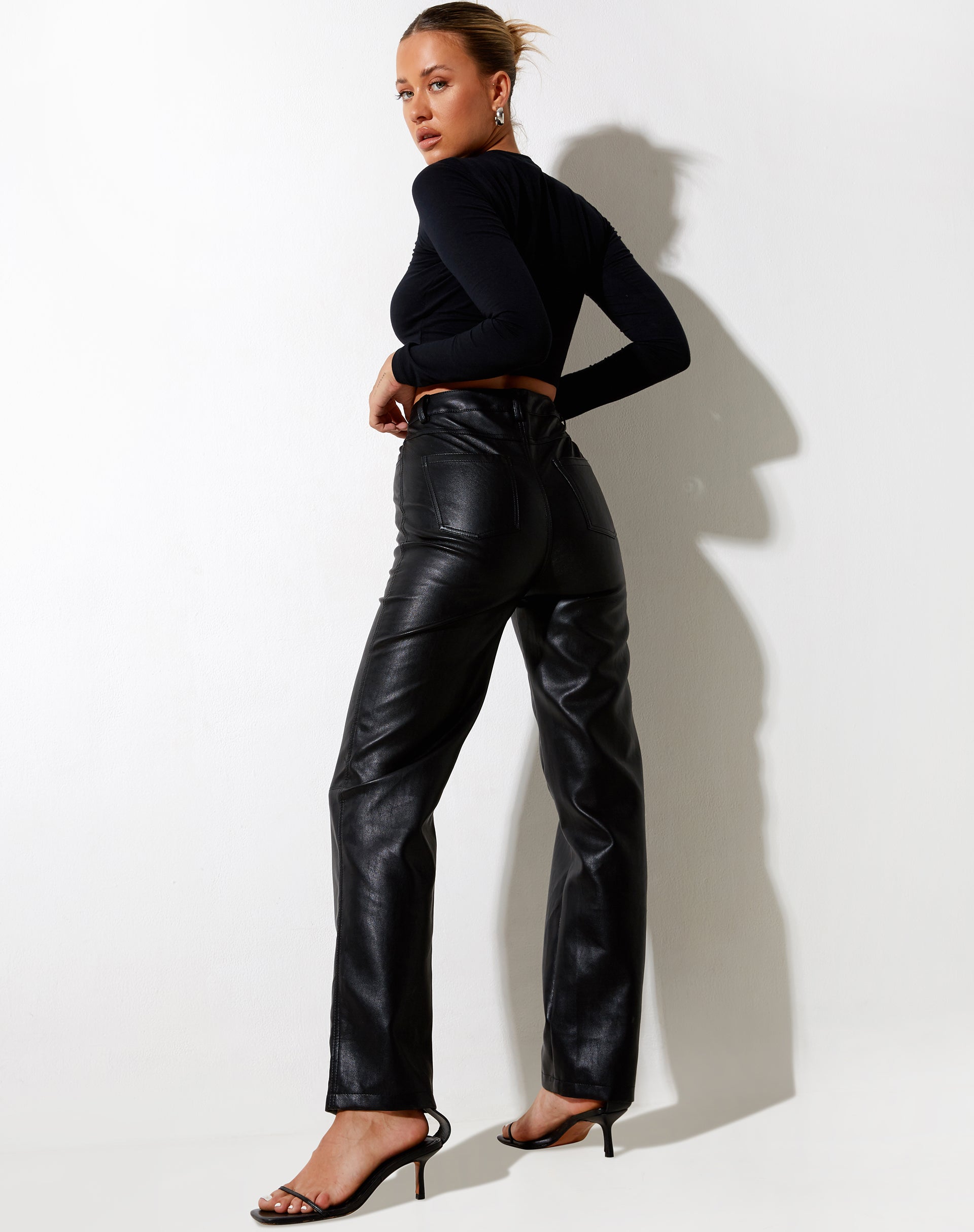 Image of Gisy Crop Top aus Lycra Schwarz