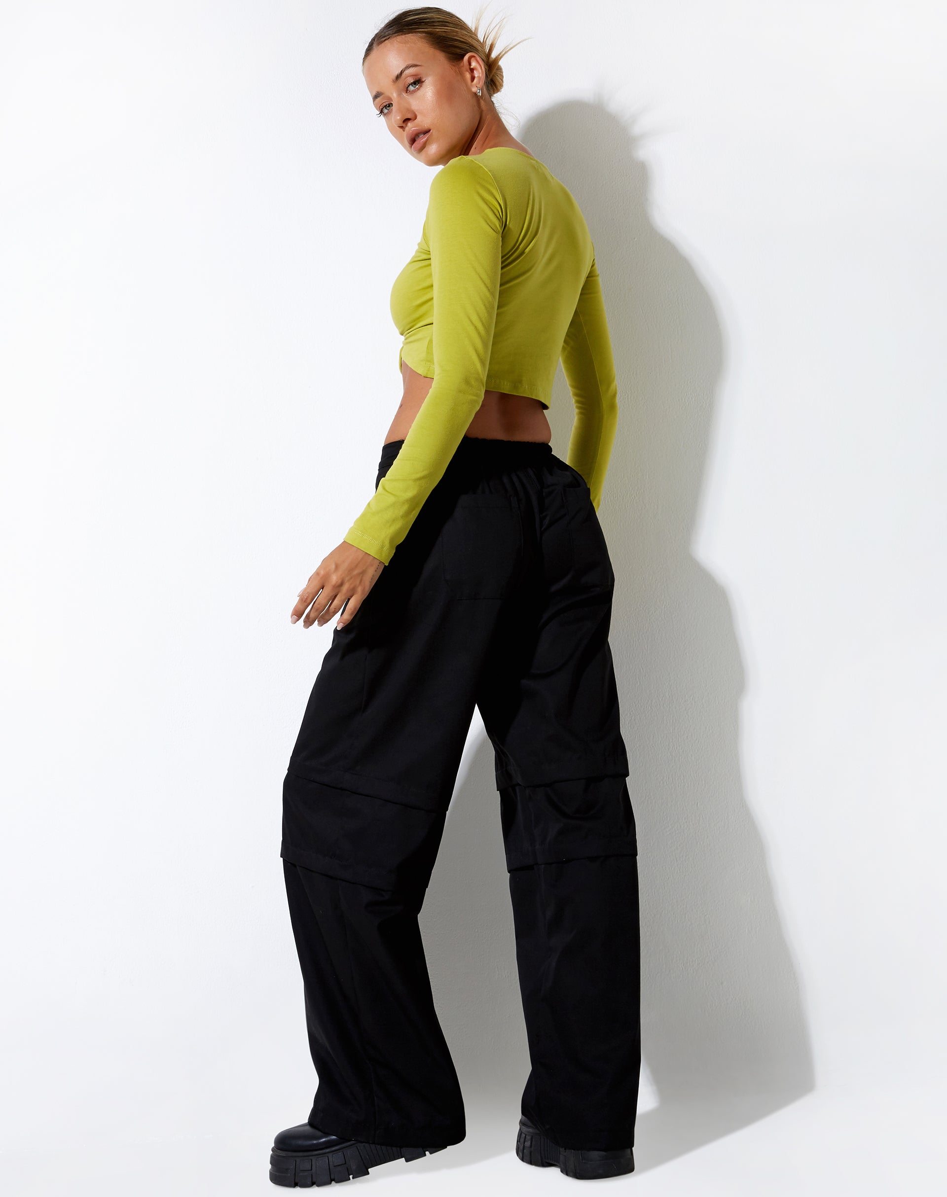 Bild von Gisy Crop Top aus Lycra Lime
