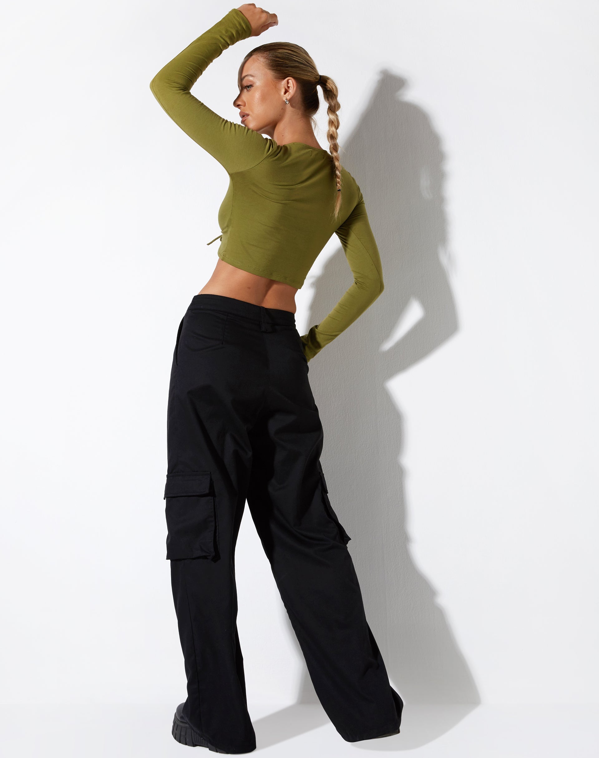 Bild von Gisy Crop Top aus Lycra Khaki