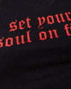 Schwarz mit Set Your Soul On Fire in Rot