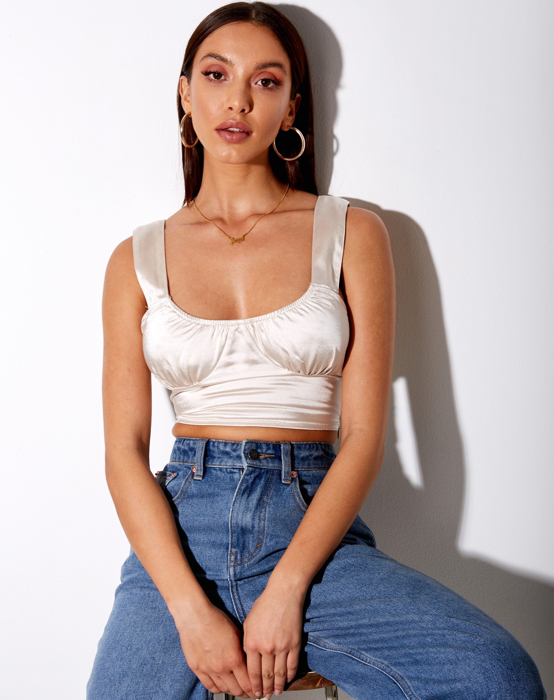 Bild von Gladis Vest Crop Top in Satin Champagne