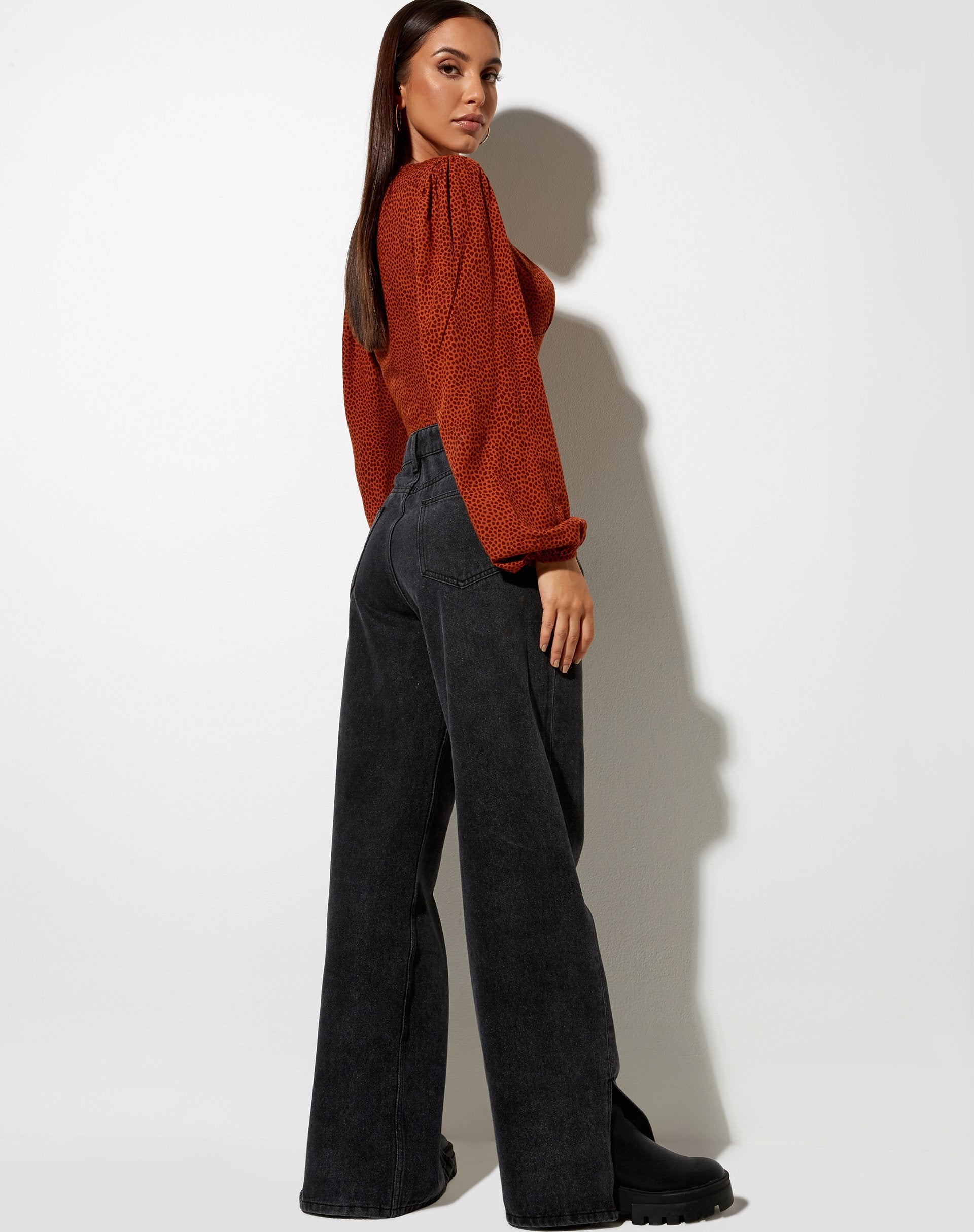 Image of Glario Crop Top in Mini Croc Braun
