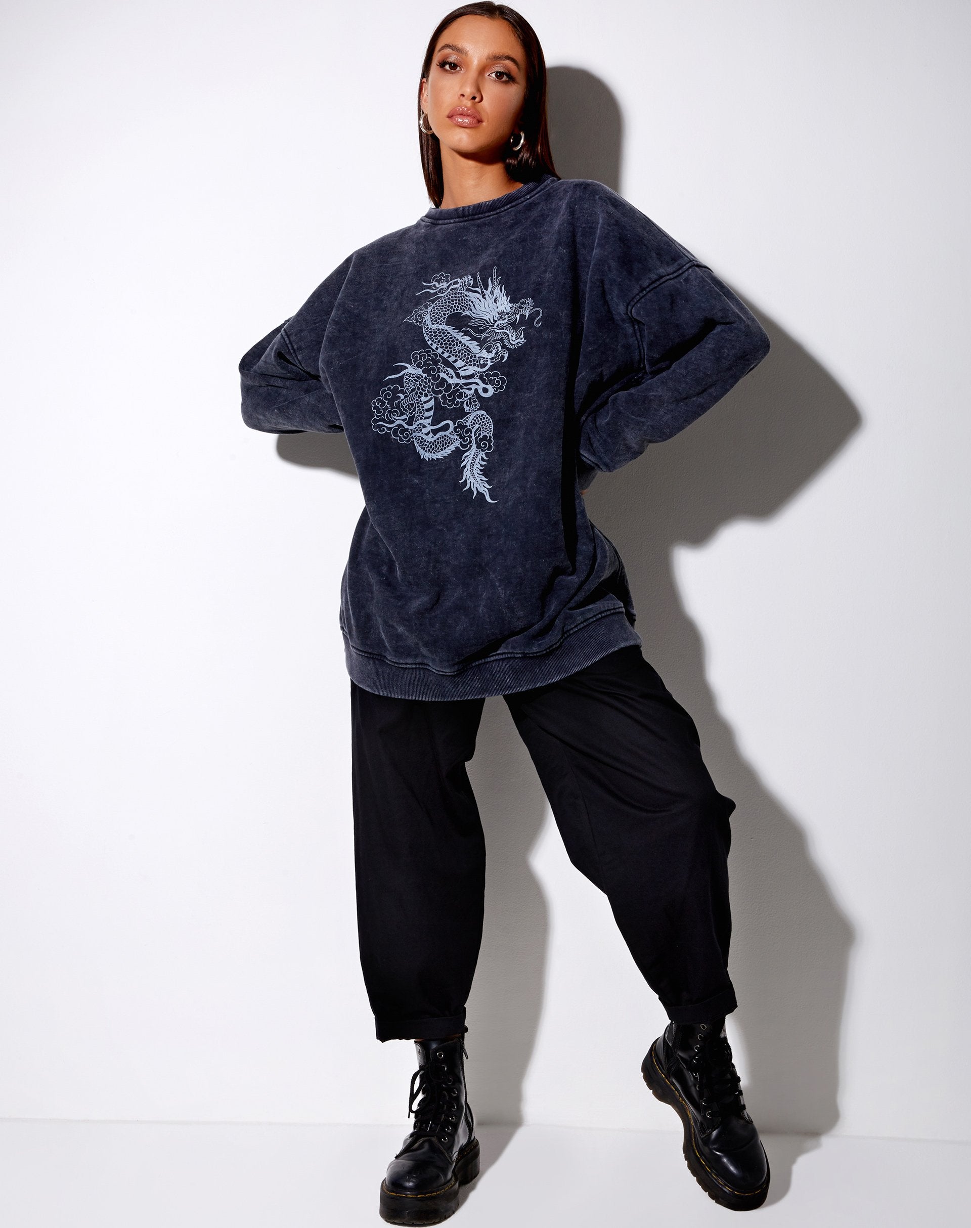 Image of Glo Sweatshirt in schwarzer Waschung Dragon