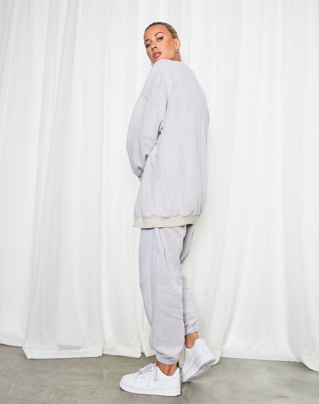 Glo Sweatshirt in Kokosnussmilch Cherub L'Amour Embro