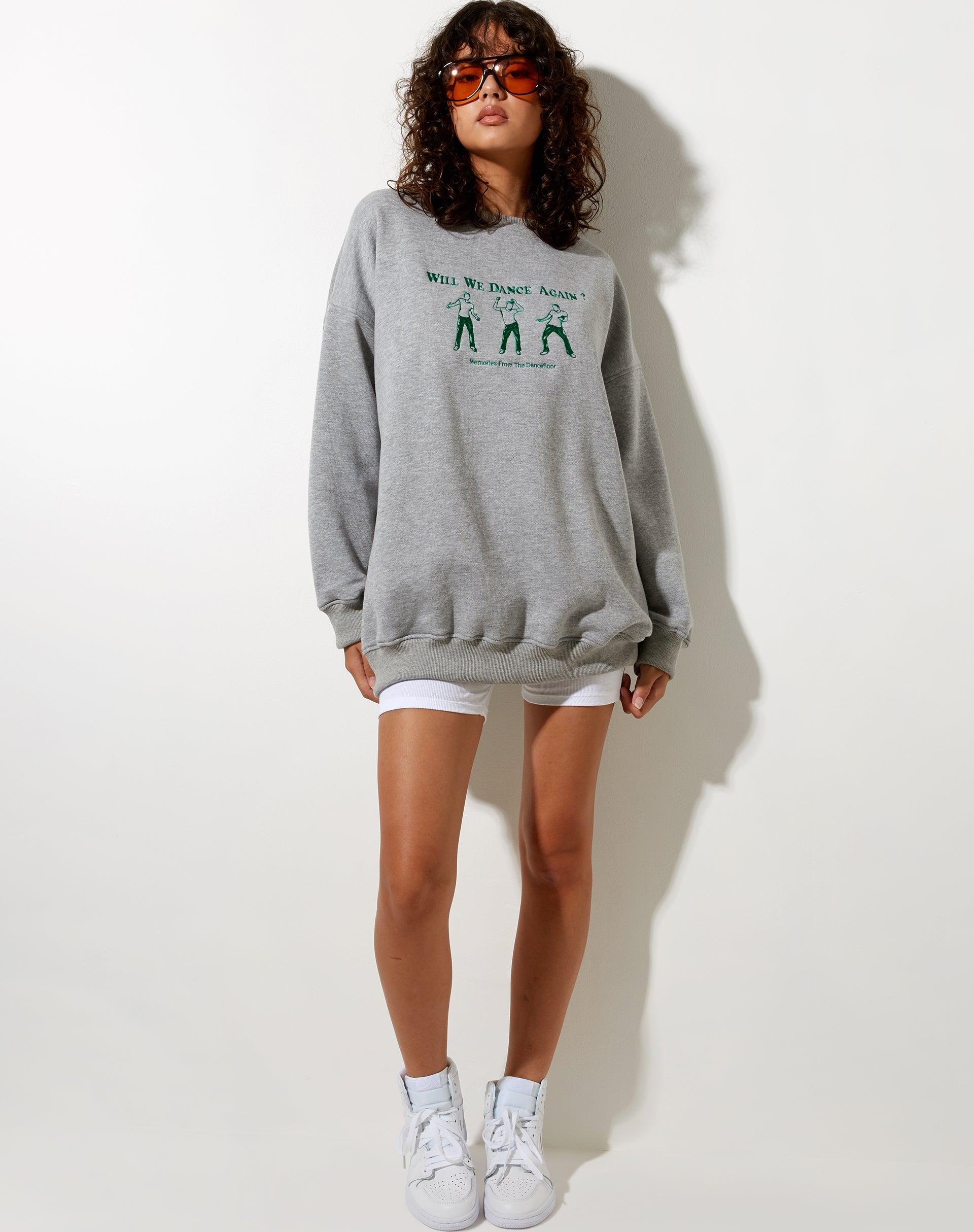 Bild von Glo Sweatshirt in Greymarl Erinnerungen aus Tanz Stickerei