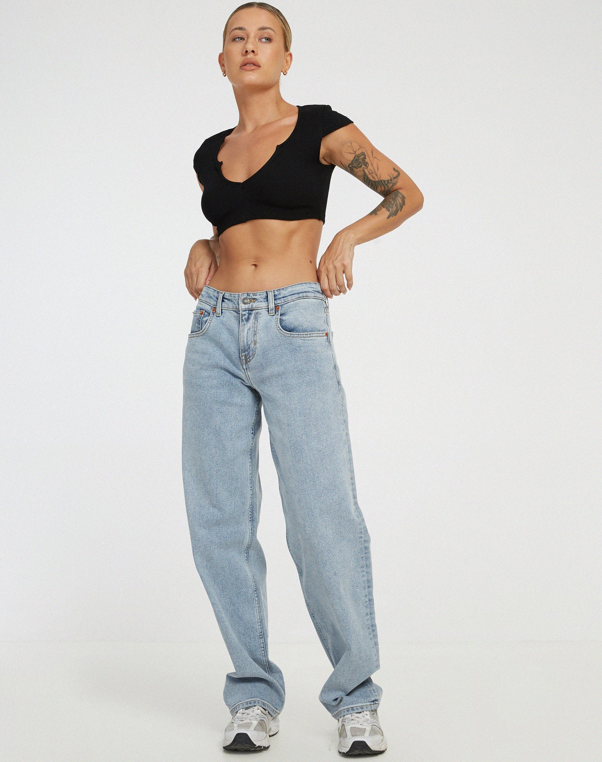 Bild von Guanna Crop Top in Schwarz