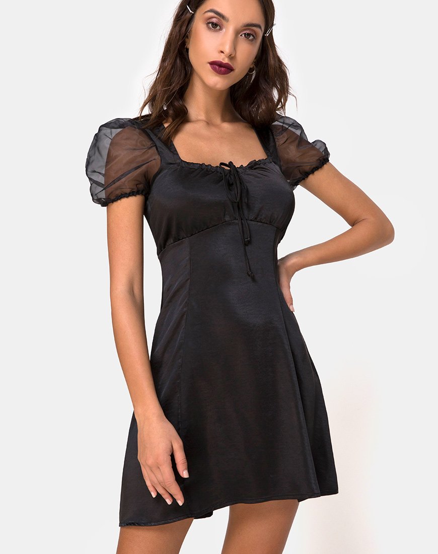 Guenelle Kleid aus schwarzem Satin