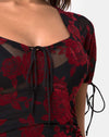 Romantischer roter Rosenschwarm