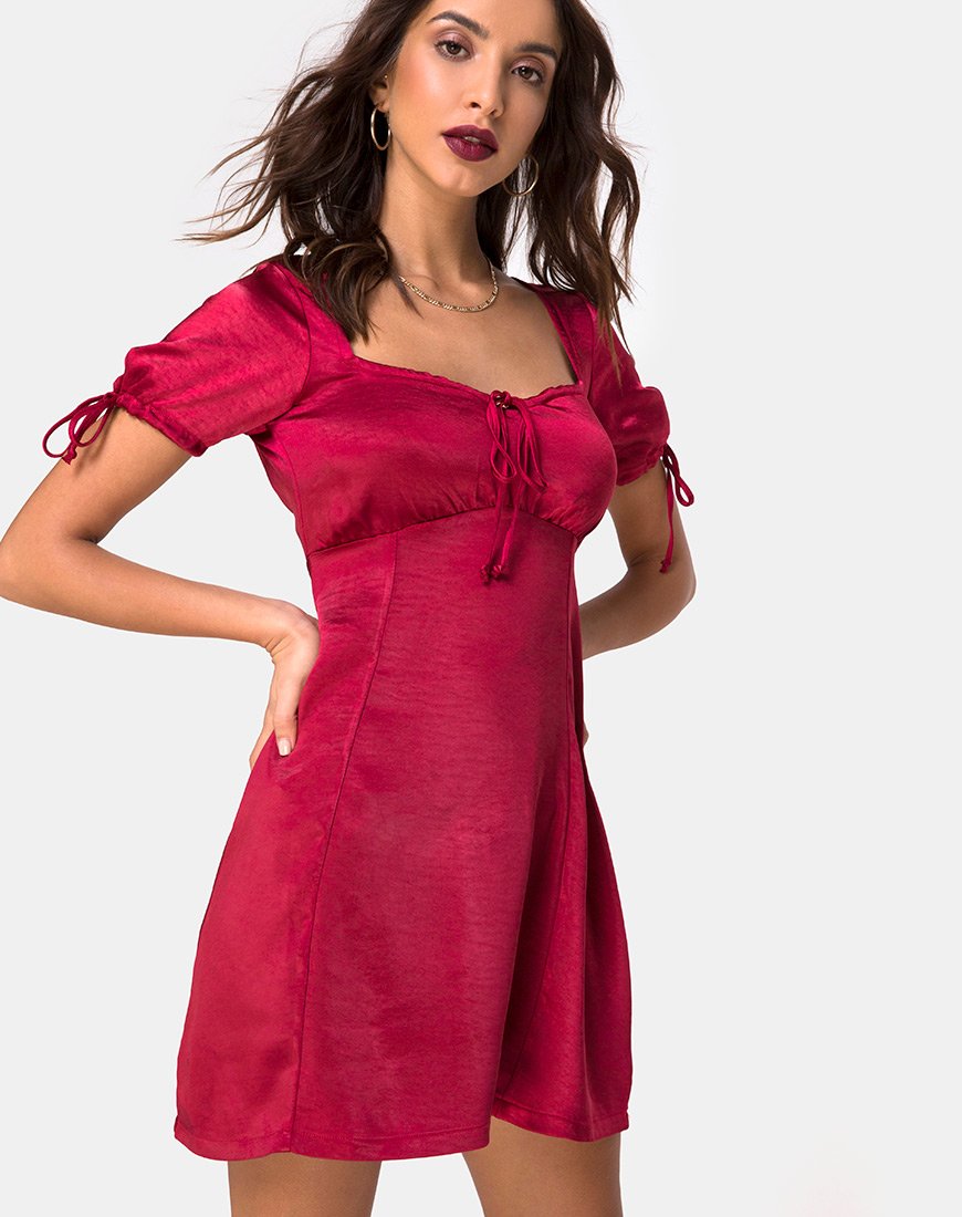 Bild von Guenette Kleid in Satin Kirsche