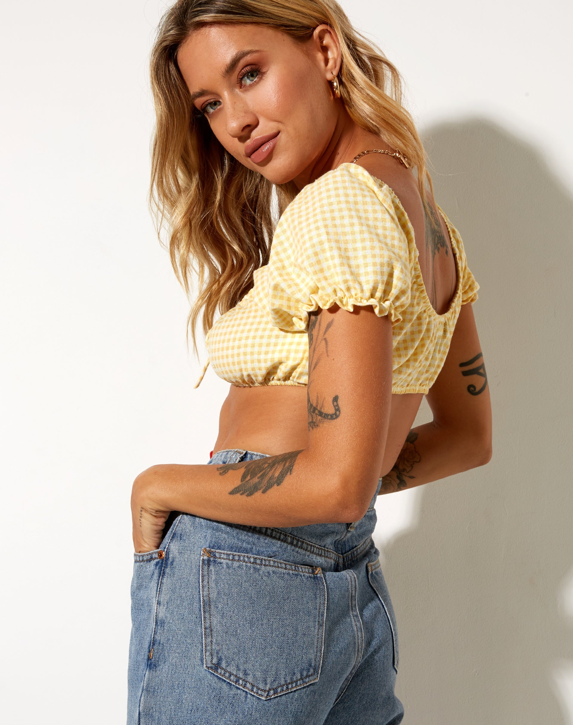 Bild von Haenji Crop Top in Lemon Gingham Gelb
