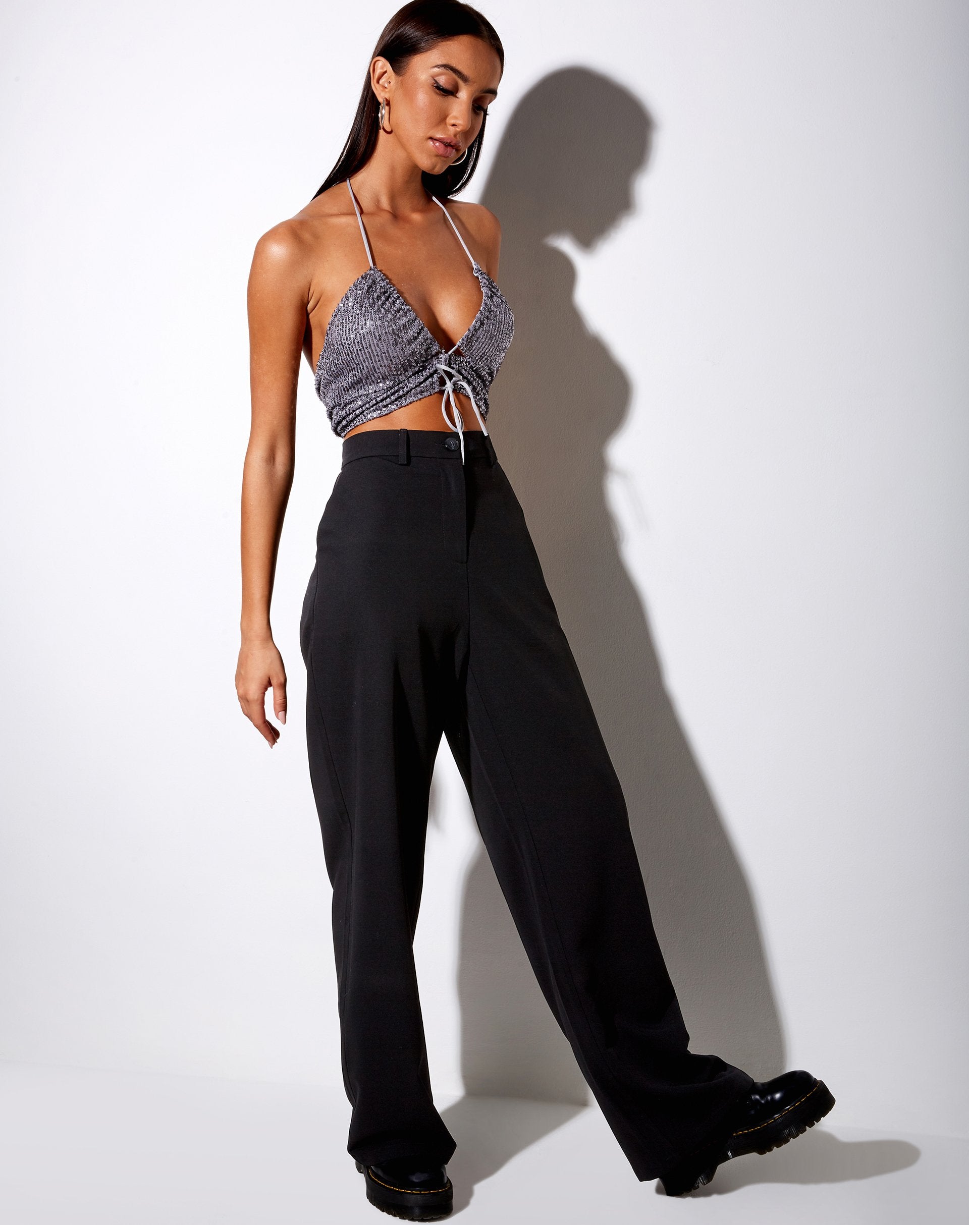 Bild von Halpi Crop Top in Drape Pailletten Silber