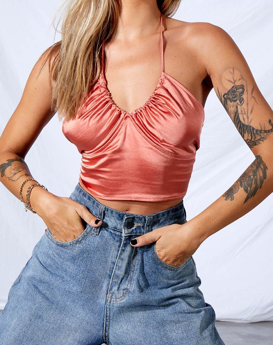 Bild von Haltri Crop Top in Satin Coral