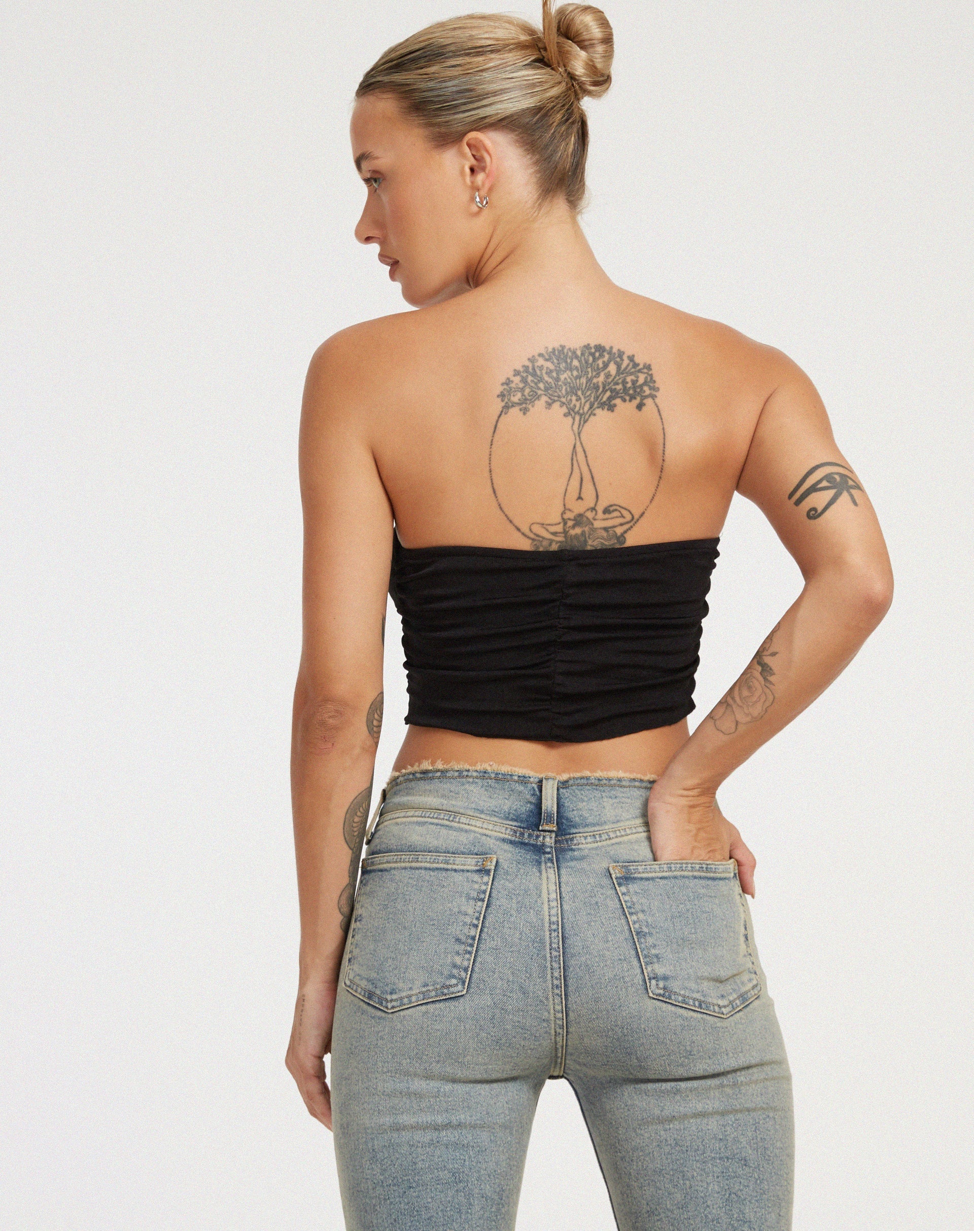 Bild von Hankru Bandeau Top in Schwarz