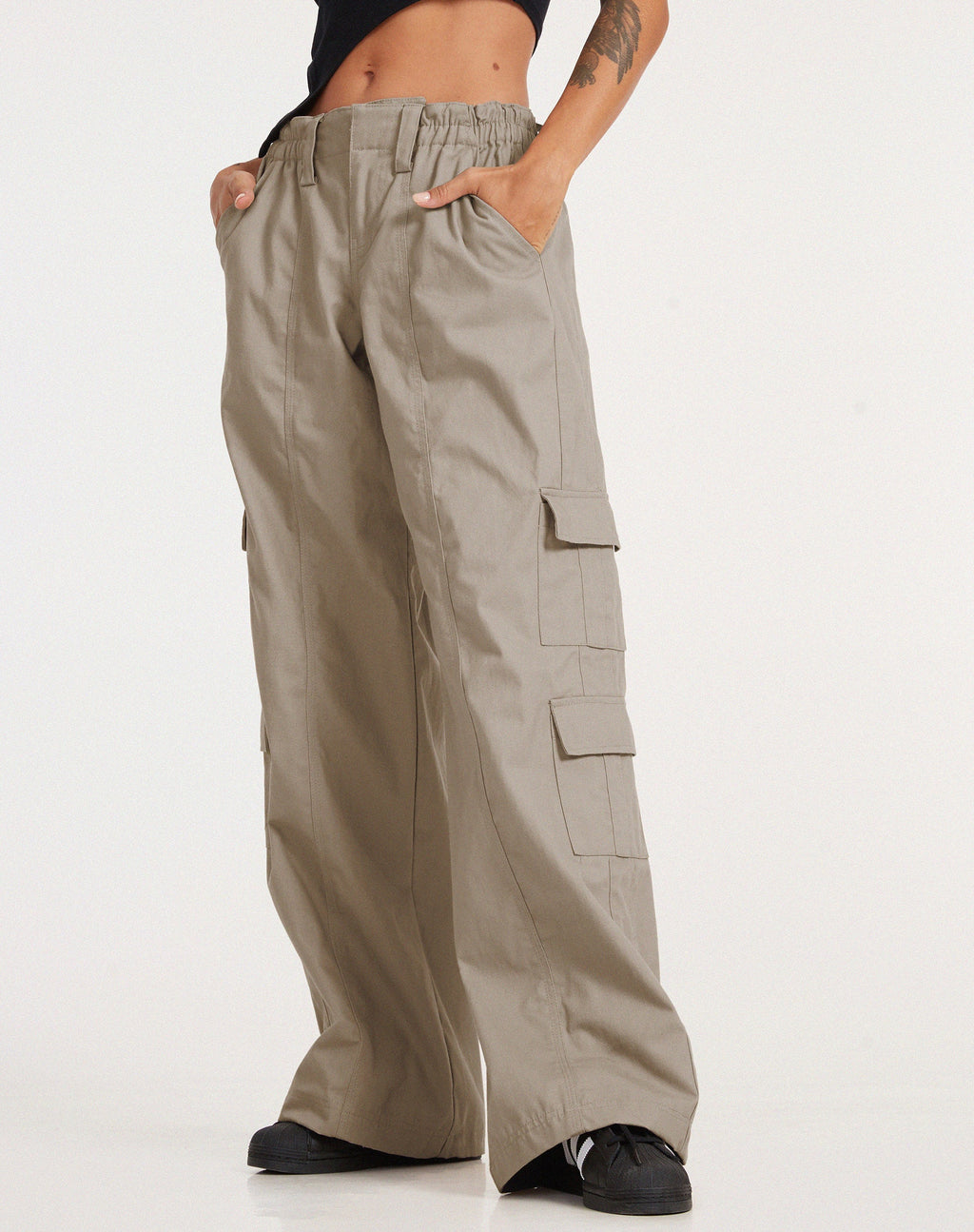 Hansa Cargo-Hose in Stein